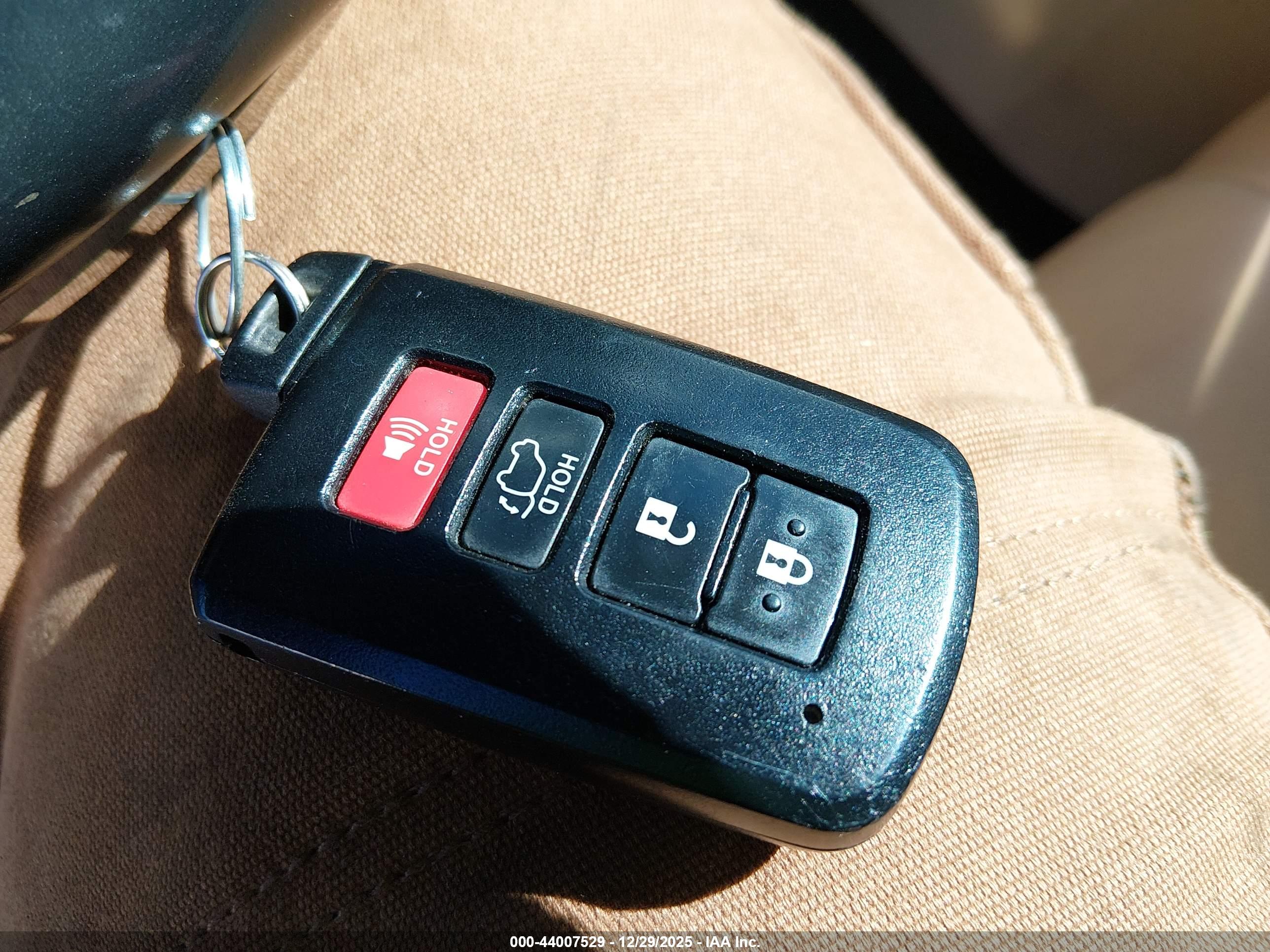 TOYOTA HIGHLANDER image 11
