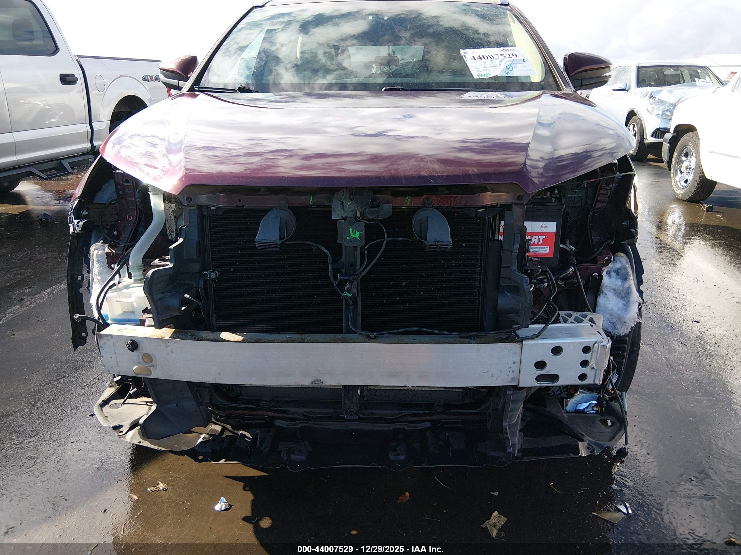 TOYOTA HIGHLANDER image 6
