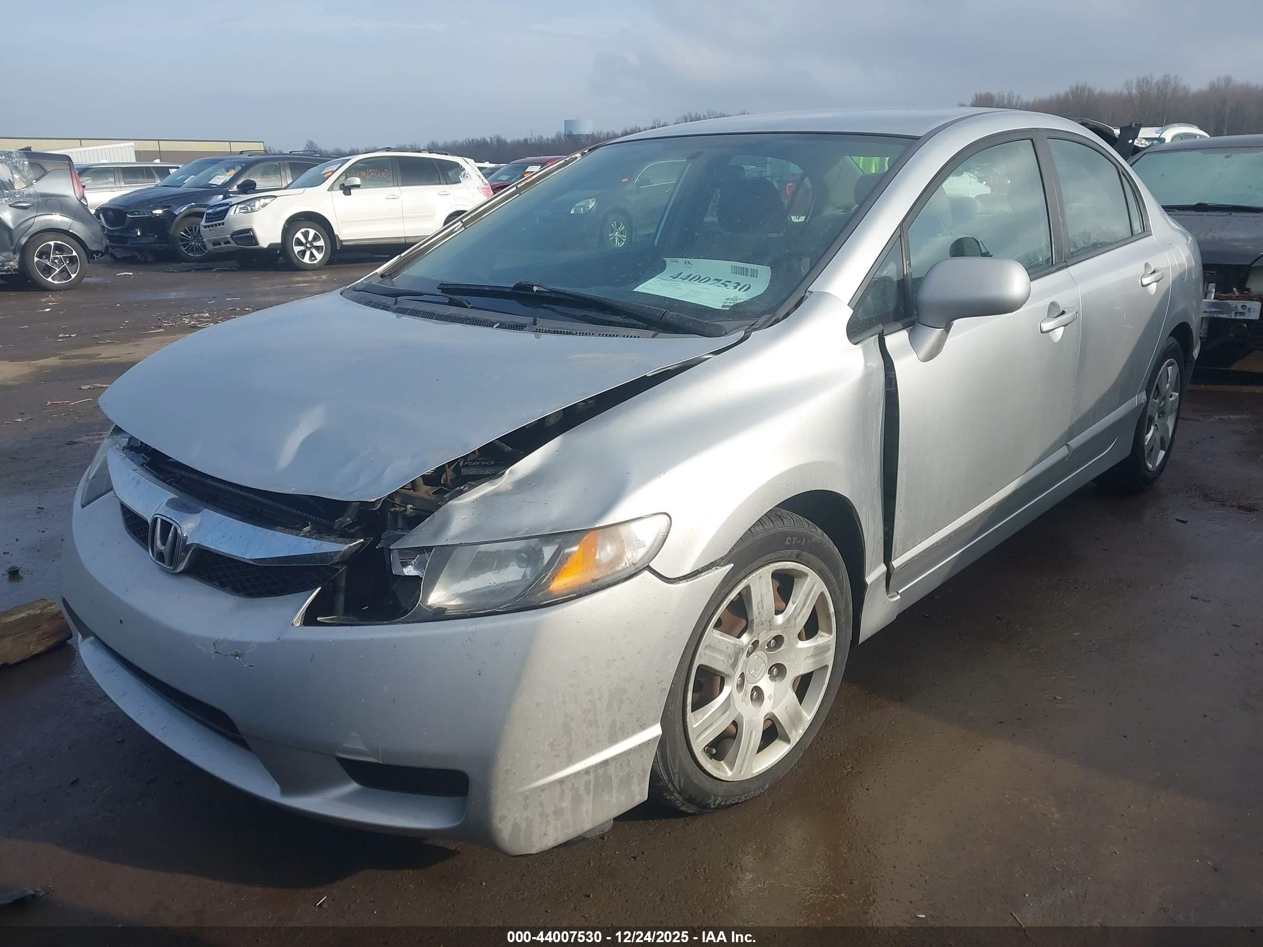 HONDA CIVIC image 2