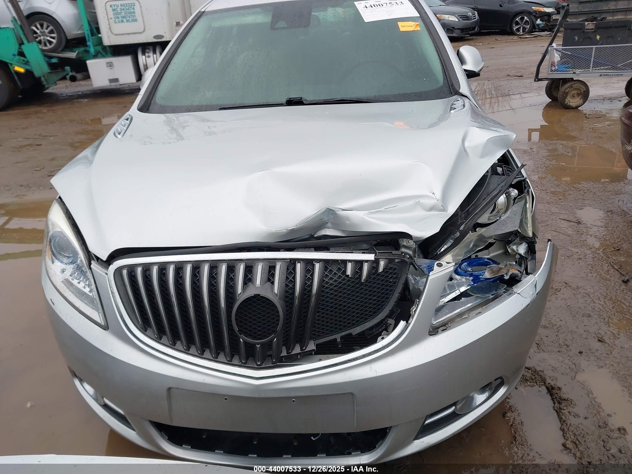 BUICK VERANO image 6