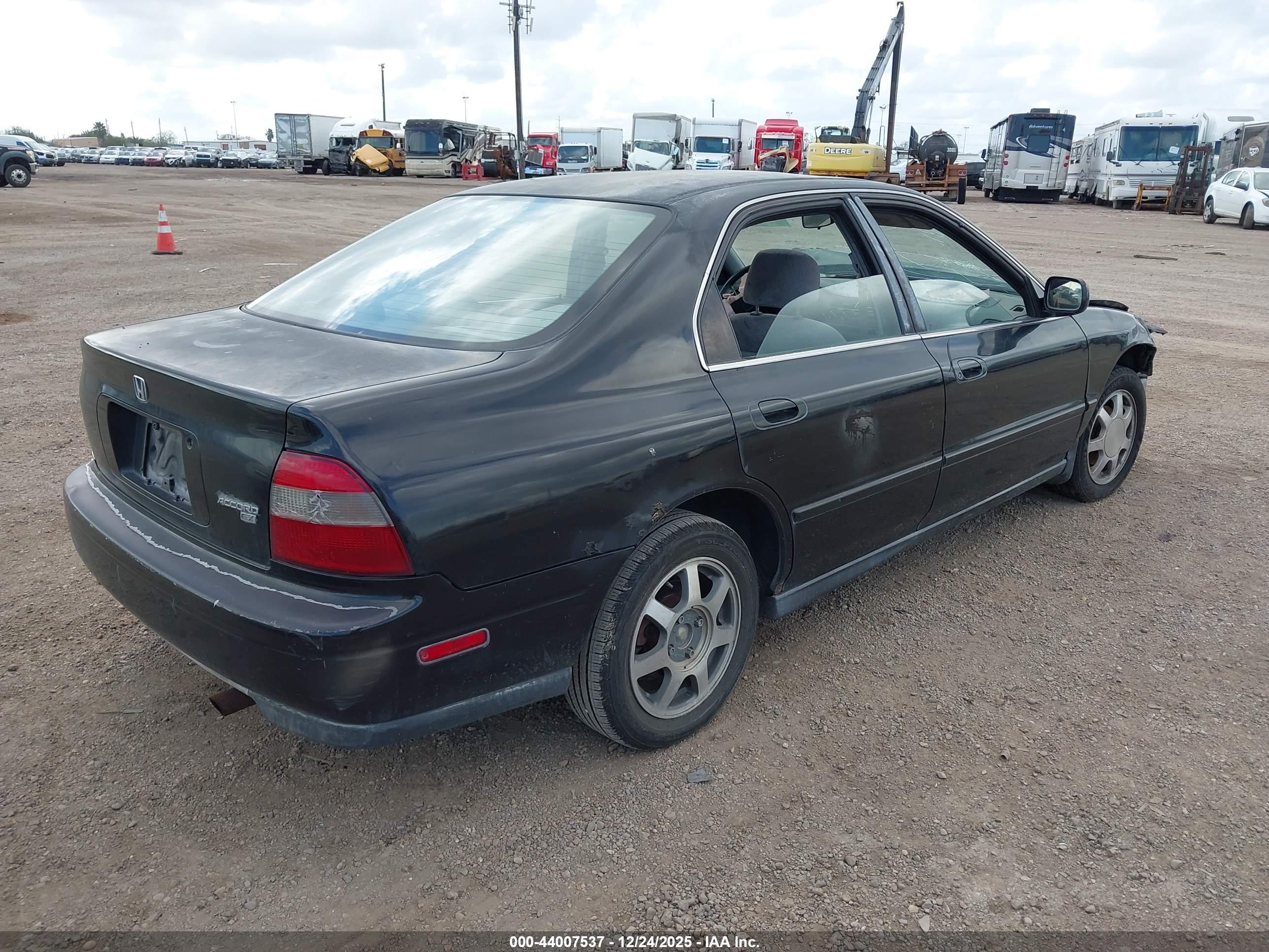 HONDA ACCORD image 4