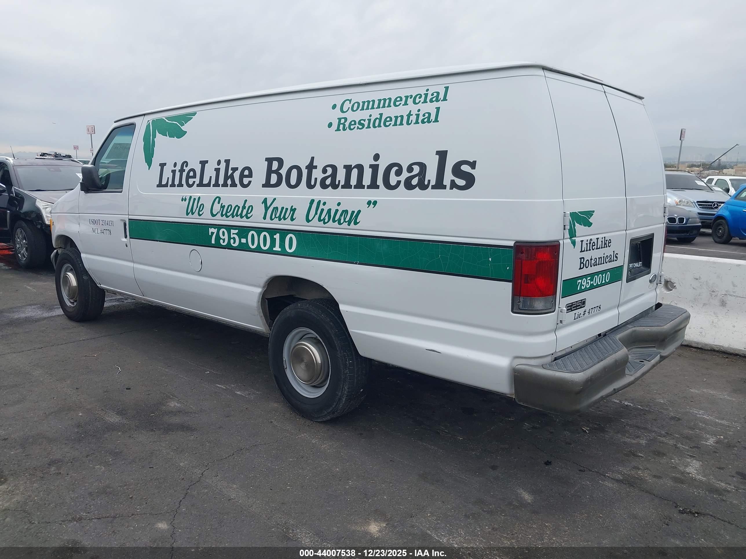 FORD E-250 image 3