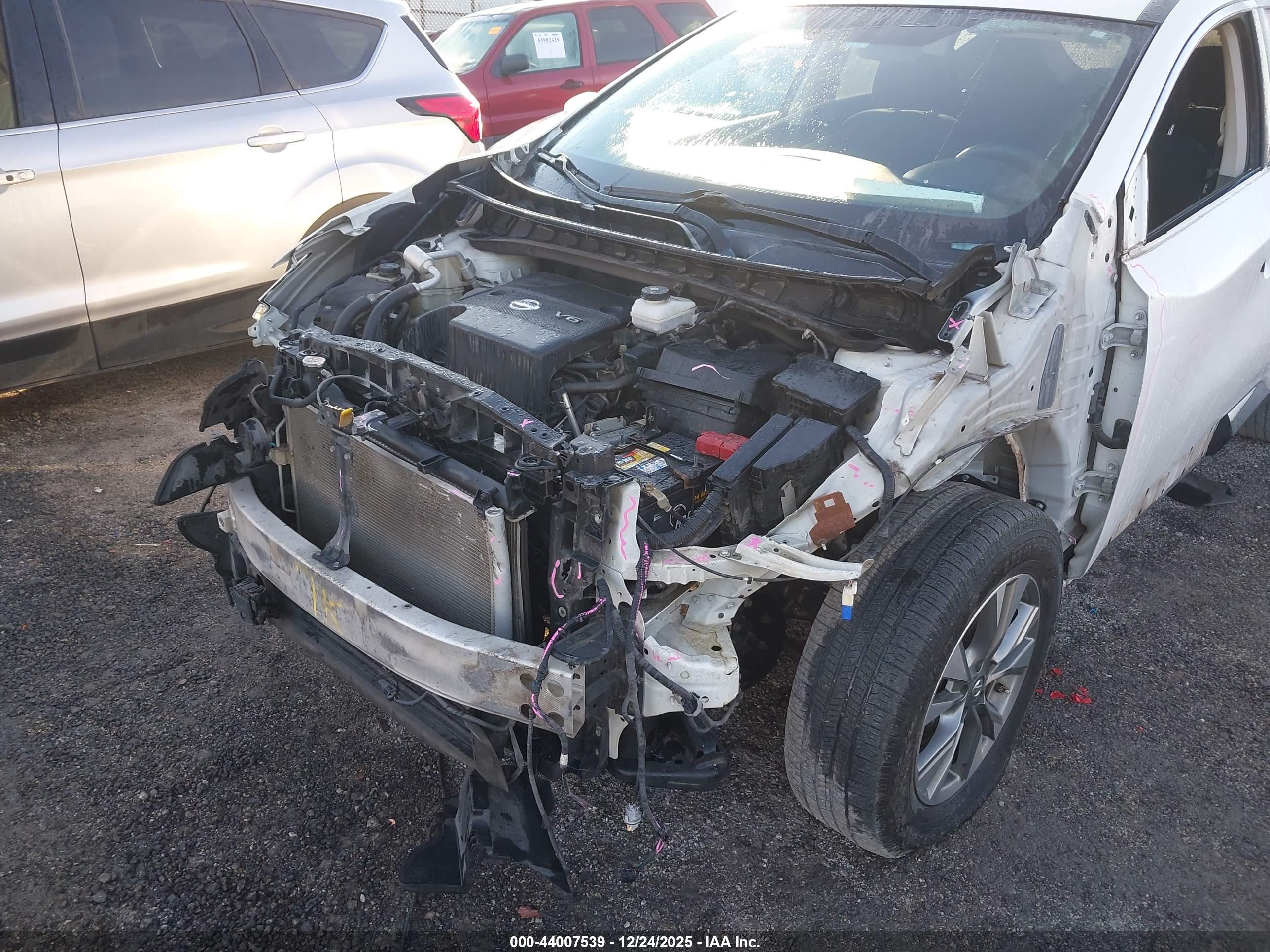 NISSAN MURANO image 6