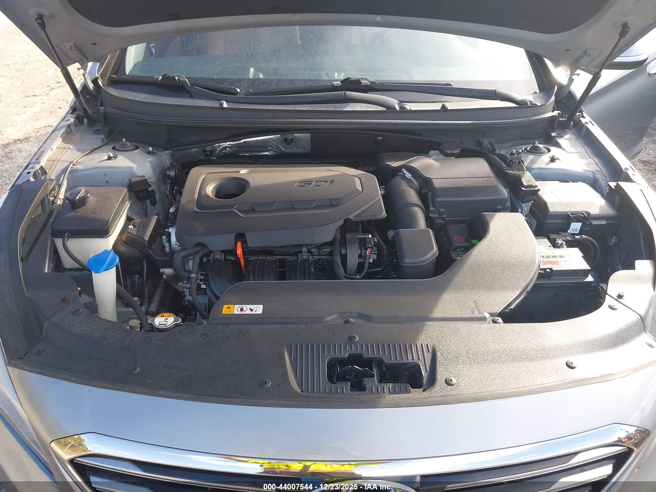 HYUNDAI SONATA image 10
