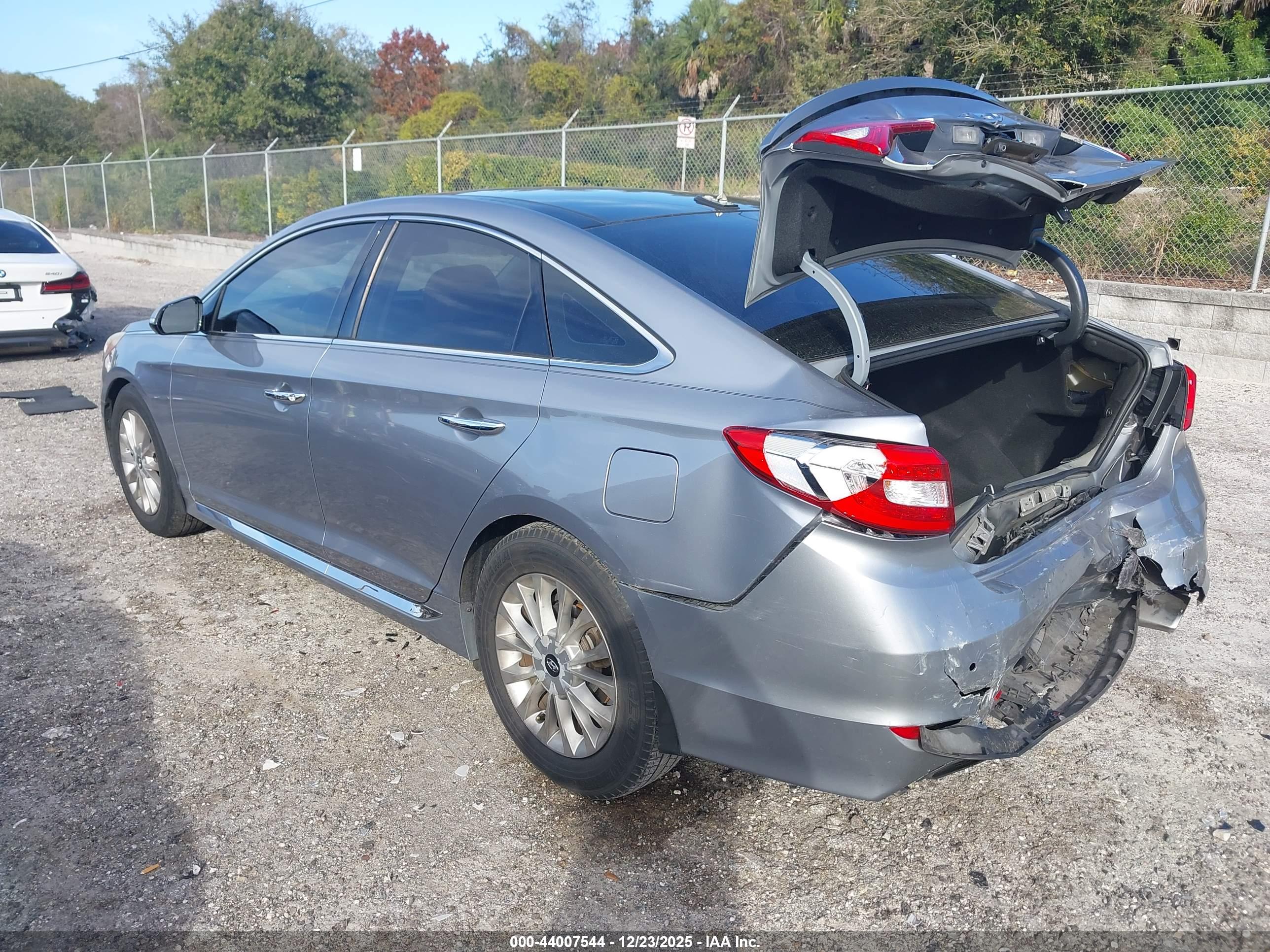 HYUNDAI SONATA image 3