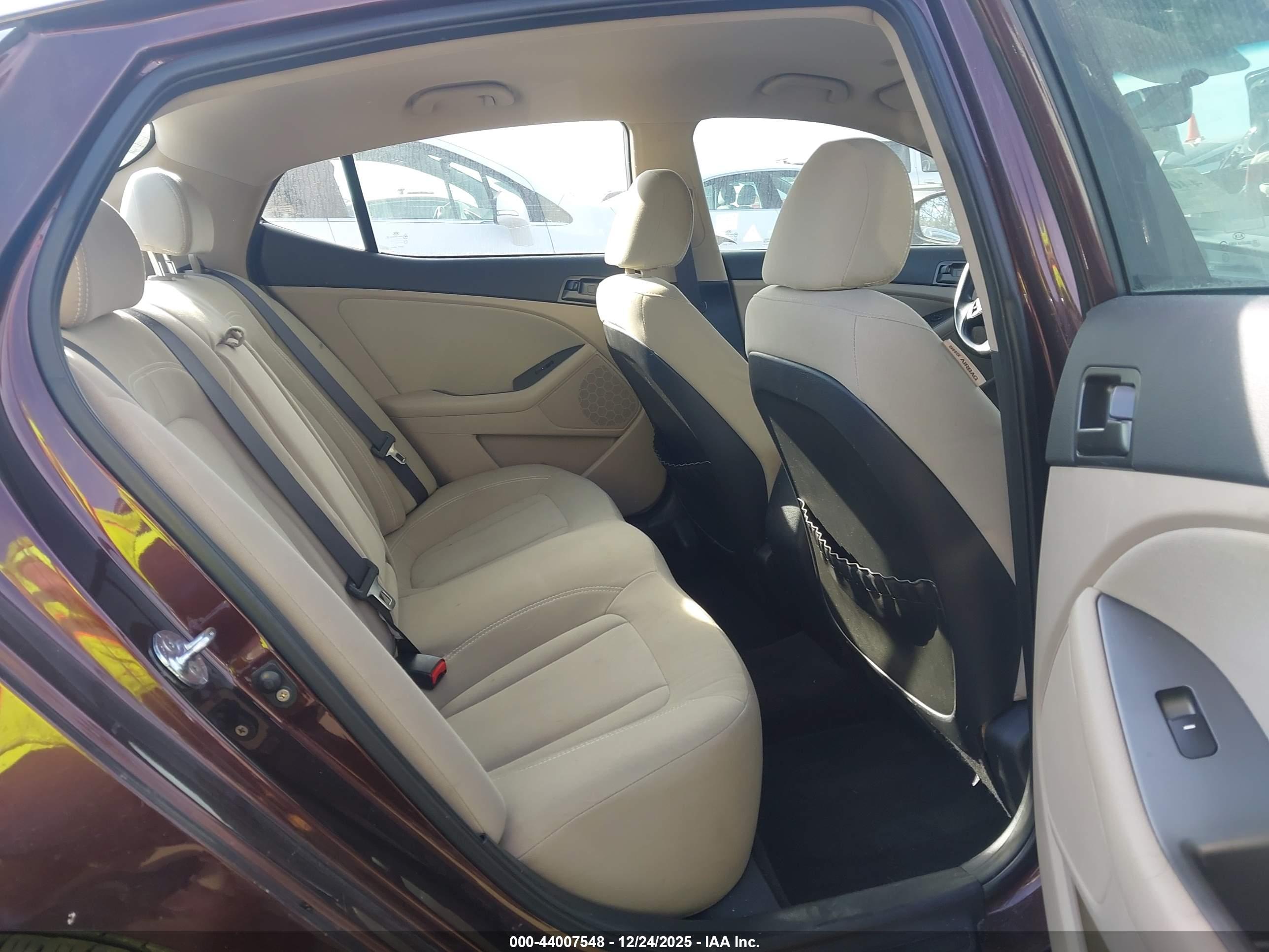 KIA OPTIMA image 8