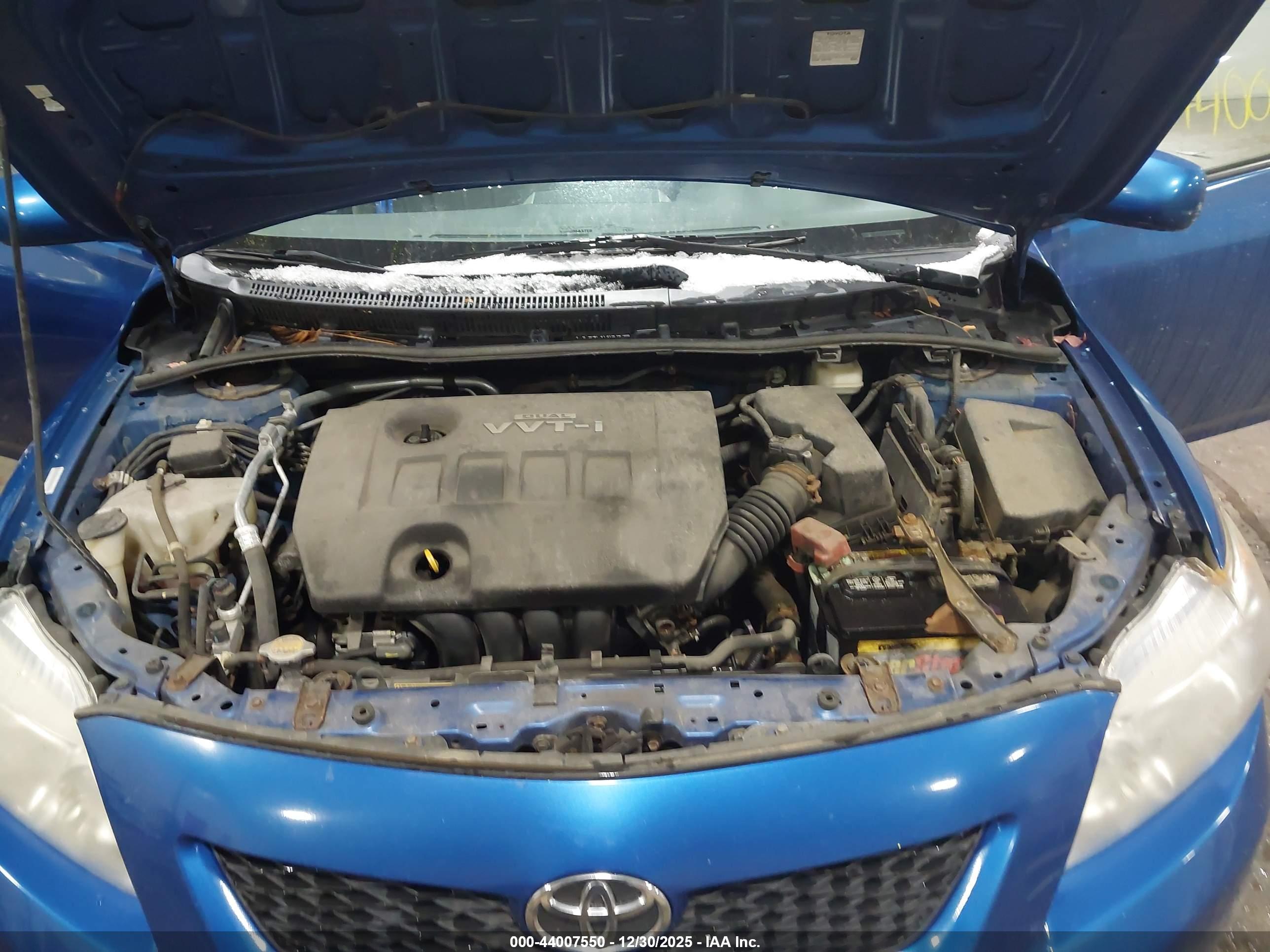 TOYOTA COROLLA image 10