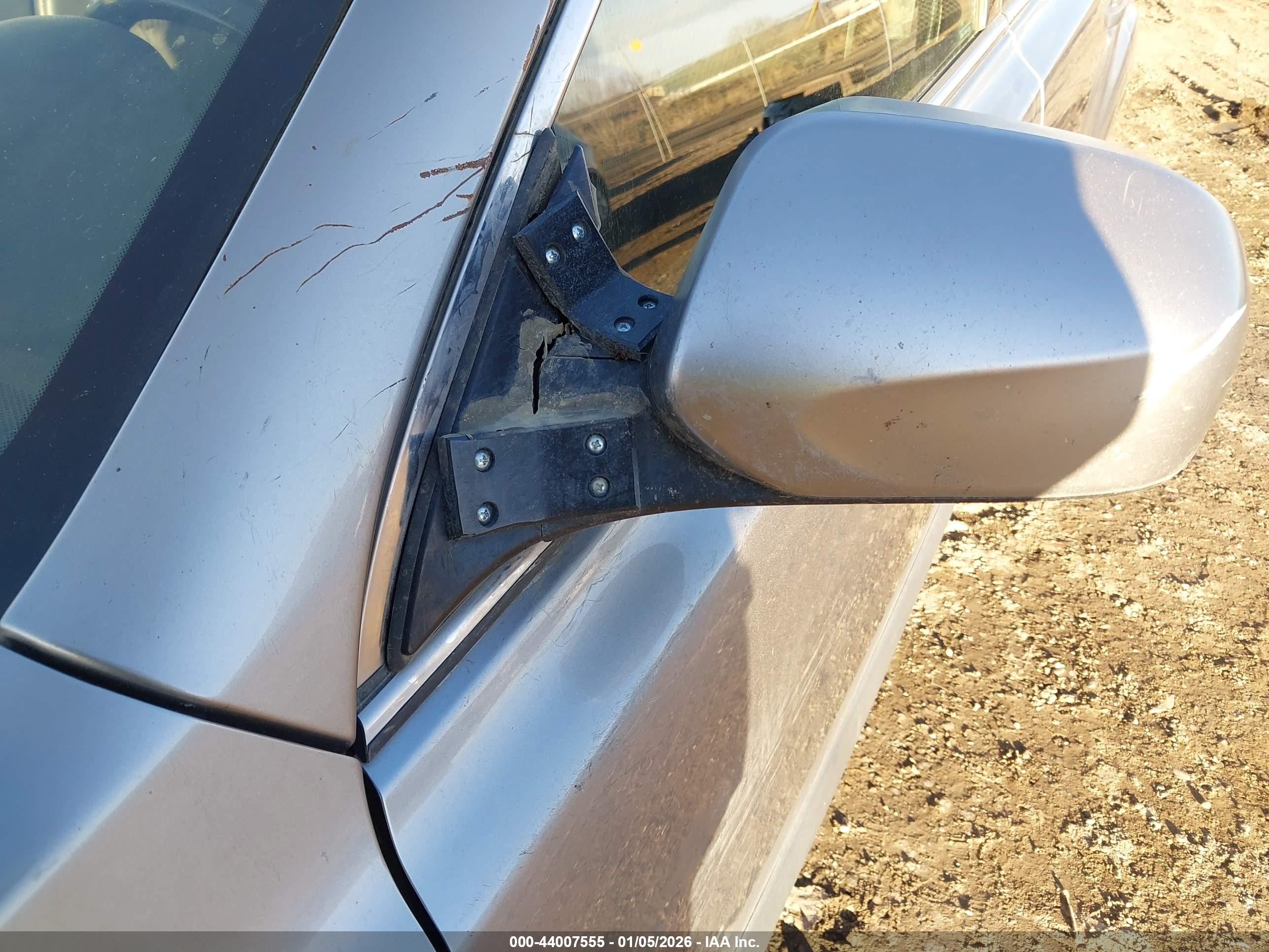 SUBARU OUTBACK image 6