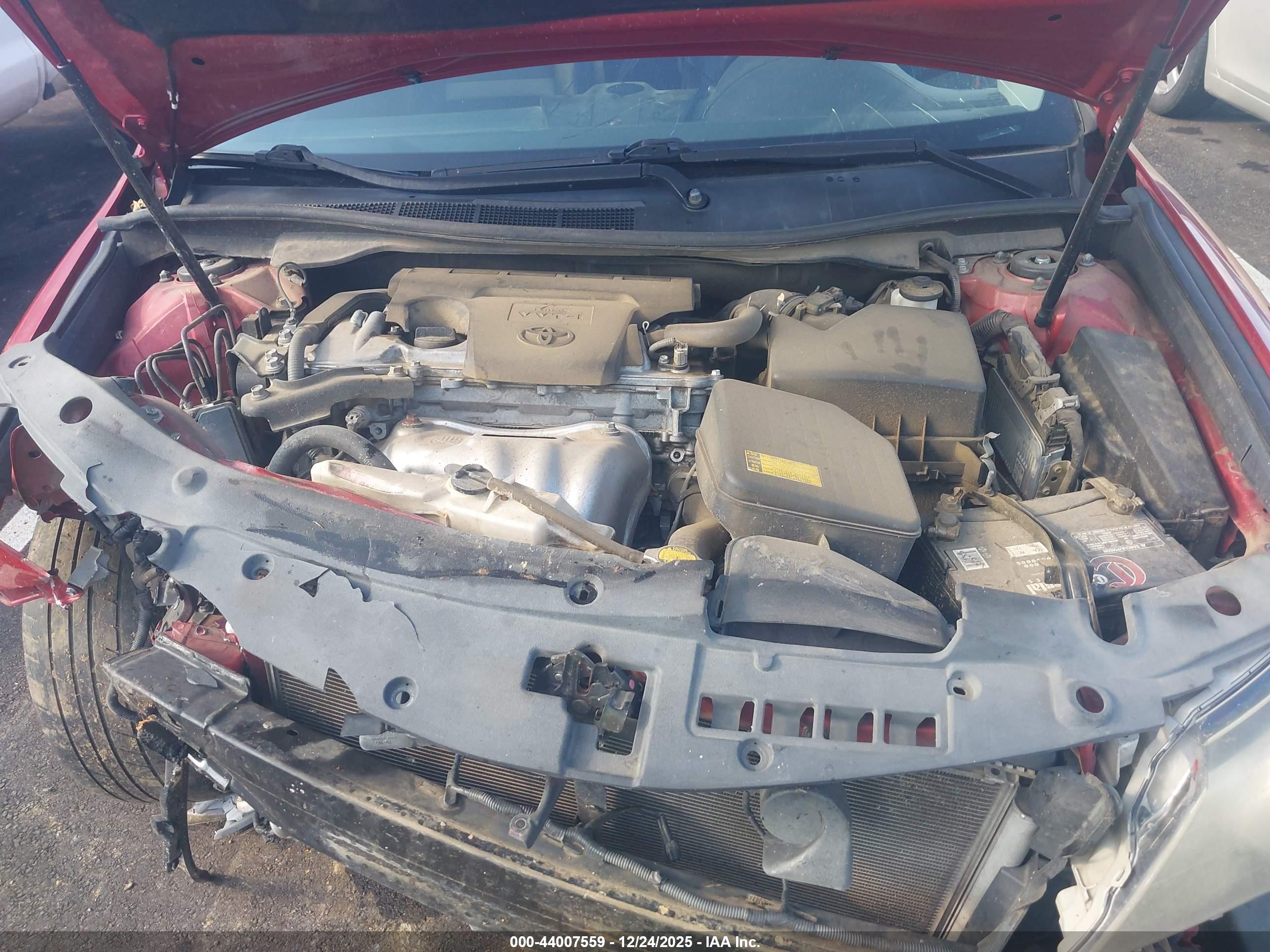 TOYOTA CAMRY image 10