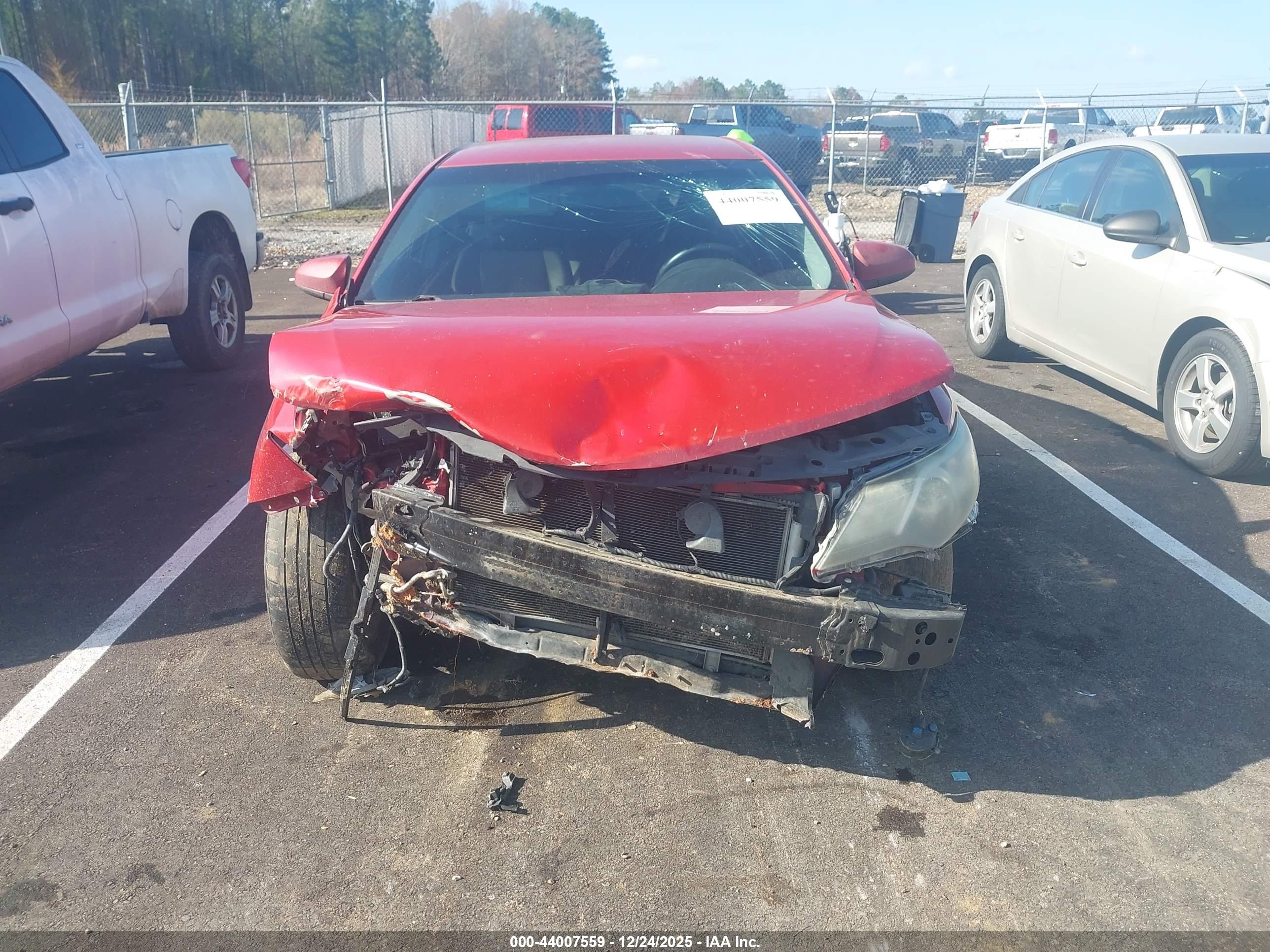 TOYOTA CAMRY image 6