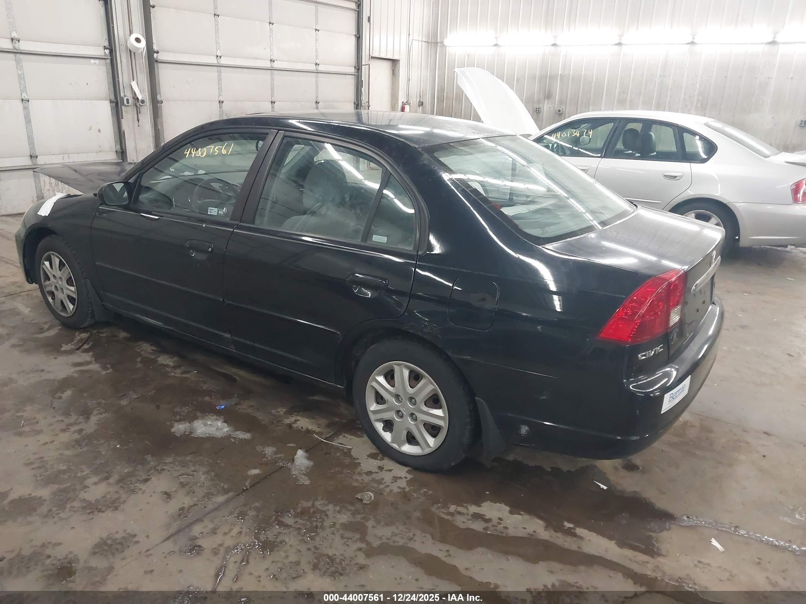 HONDA CIVIC image 3