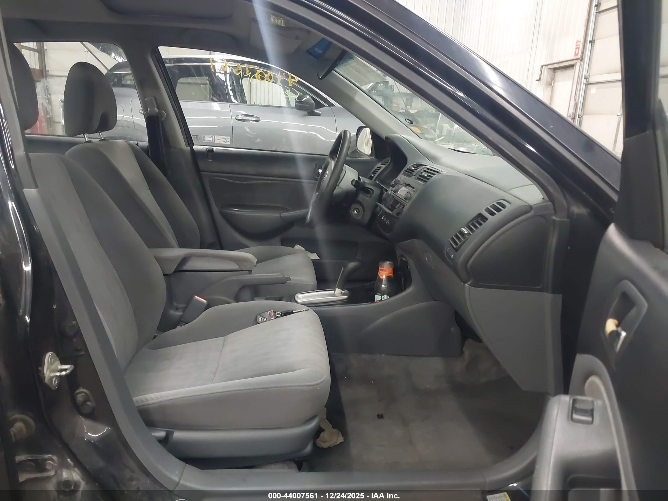 HONDA CIVIC image 5