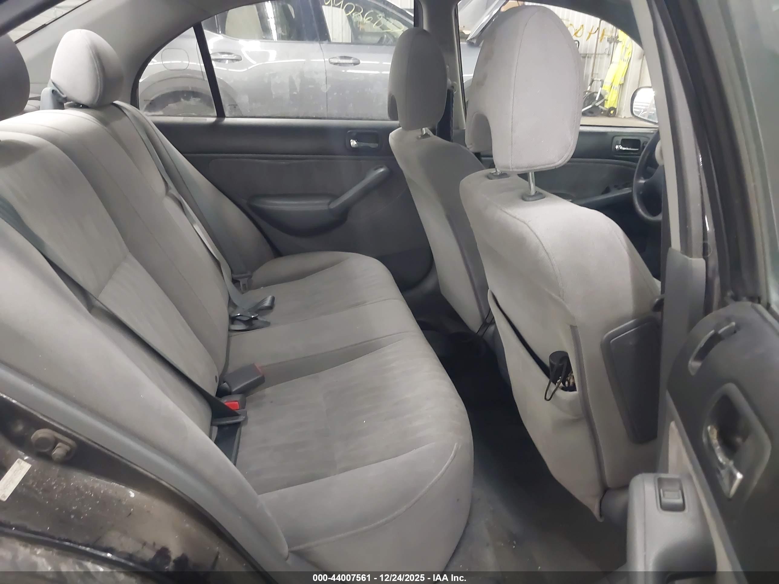 HONDA CIVIC image 8