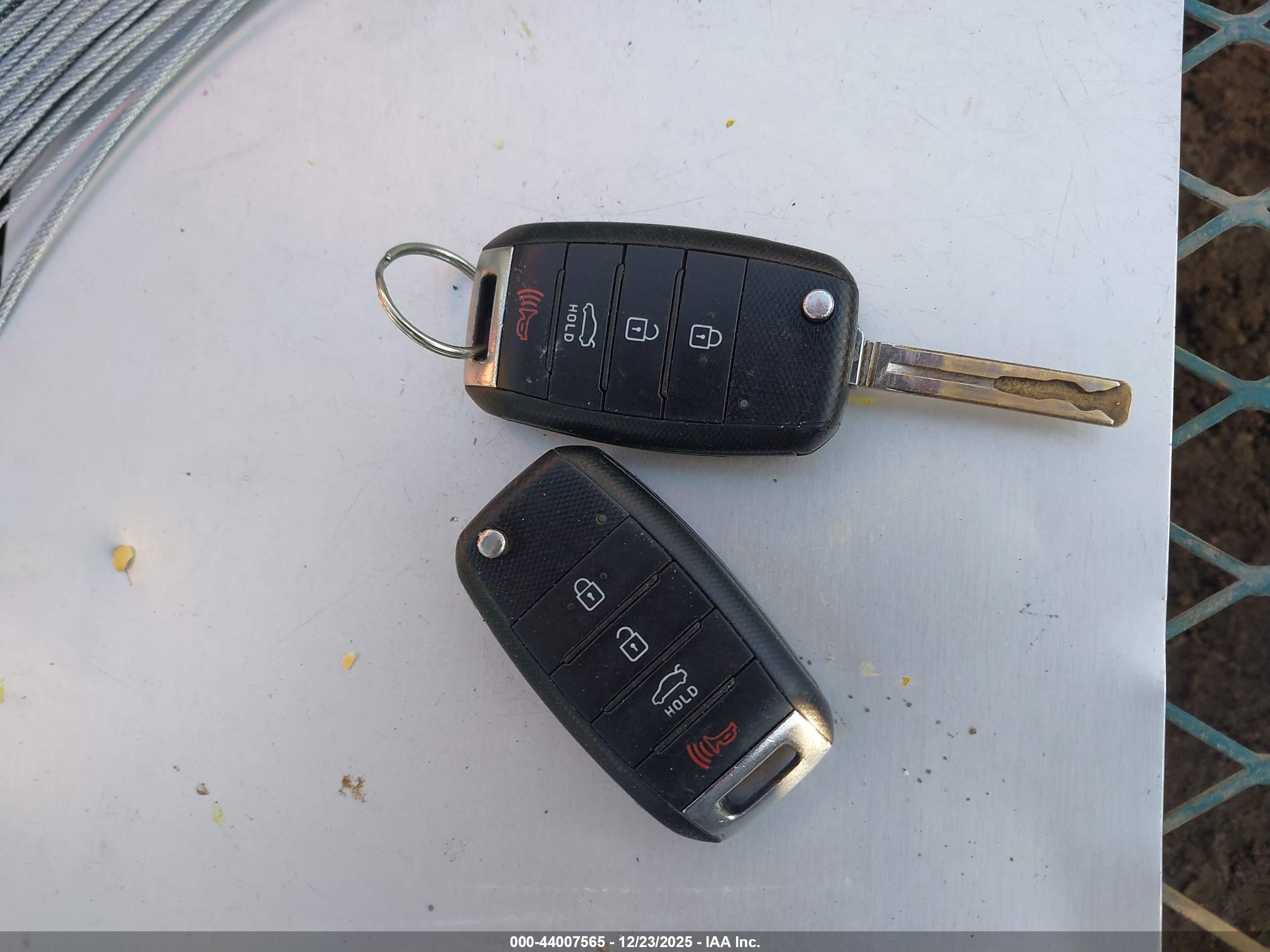 KIA RIO image 11