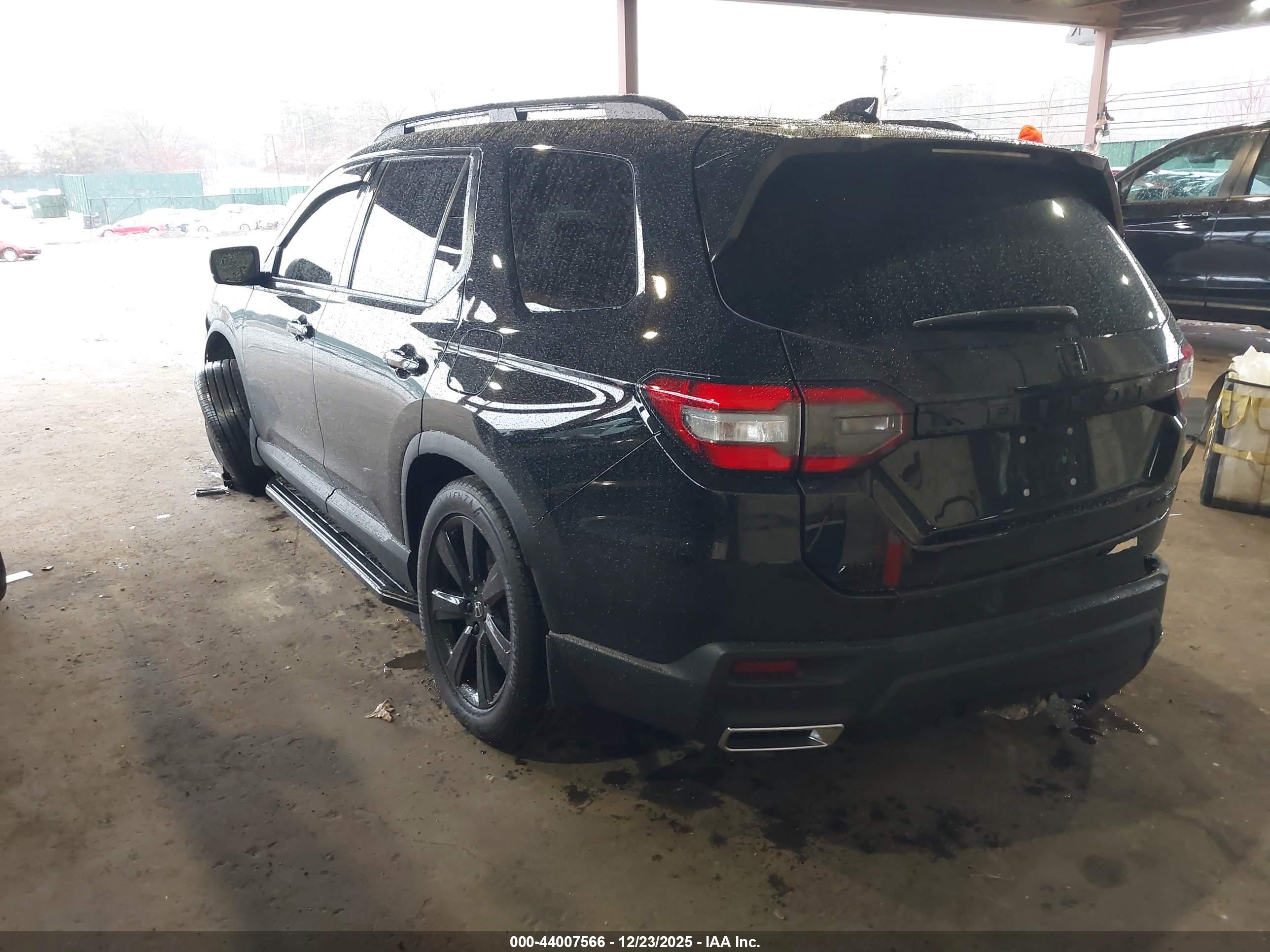 HONDA PILOT image 3