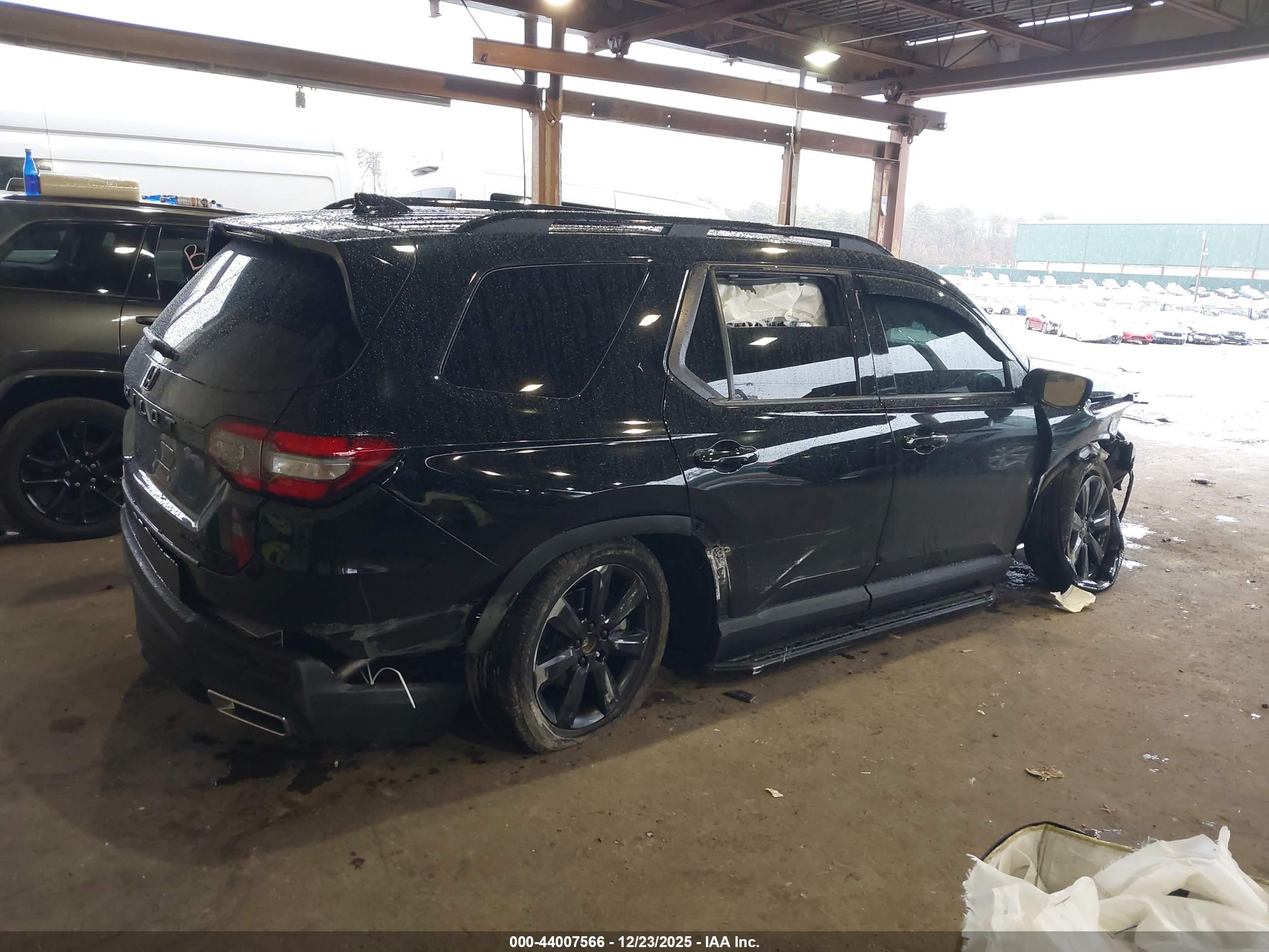 HONDA PILOT image 4