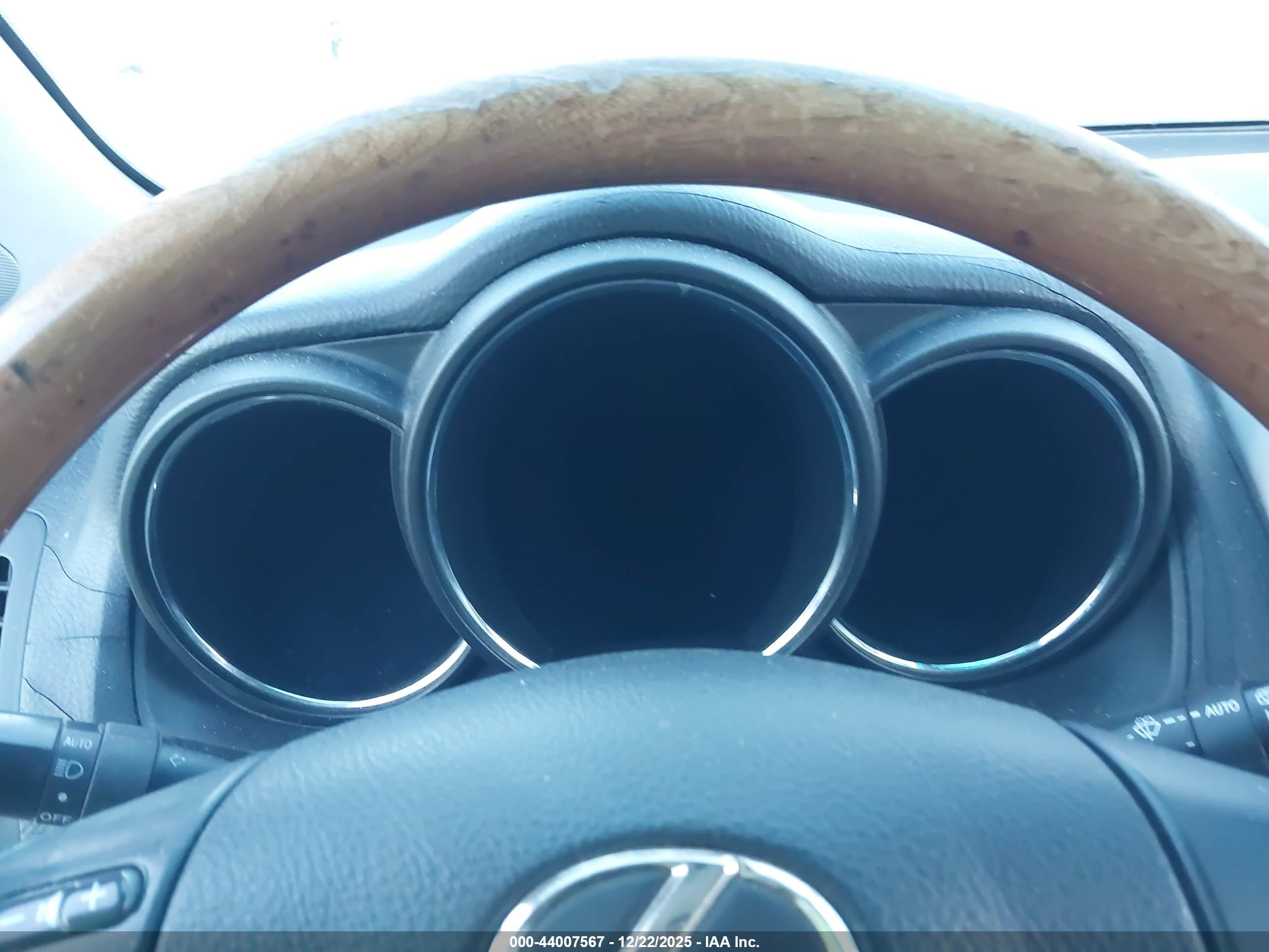 LEXUS RX image 7