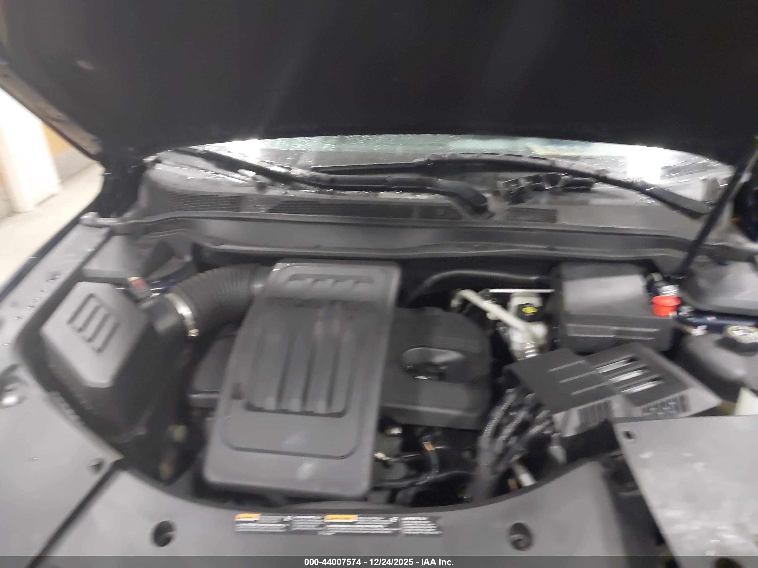 CHEVROLET EQUINOX image 10