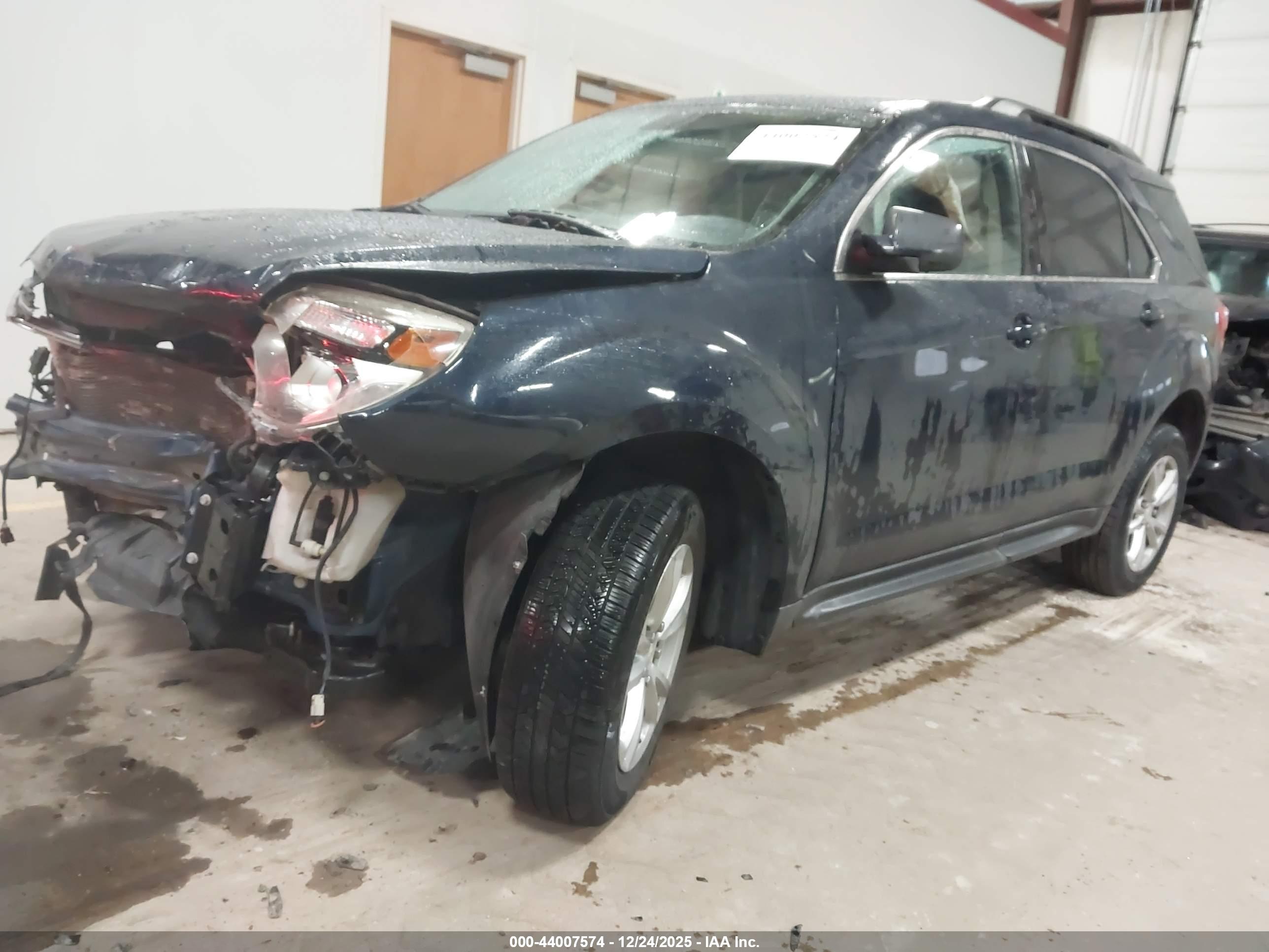 CHEVROLET EQUINOX image 2