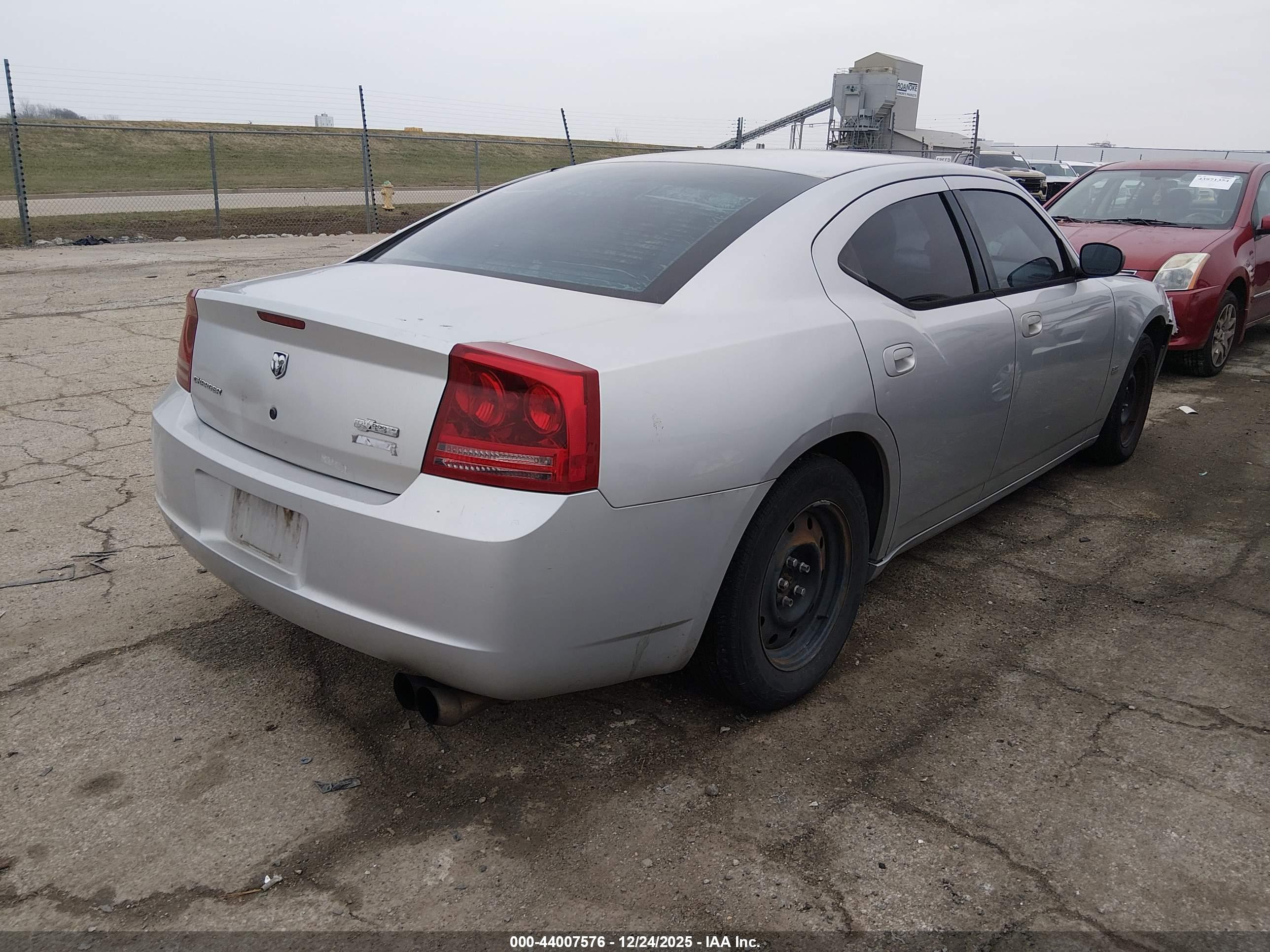 DODGE CHARGER image 4
