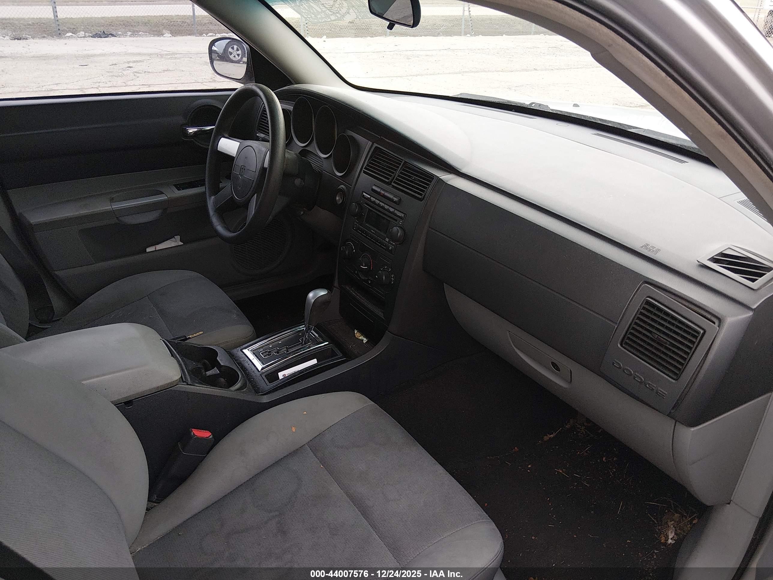 DODGE CHARGER image 5