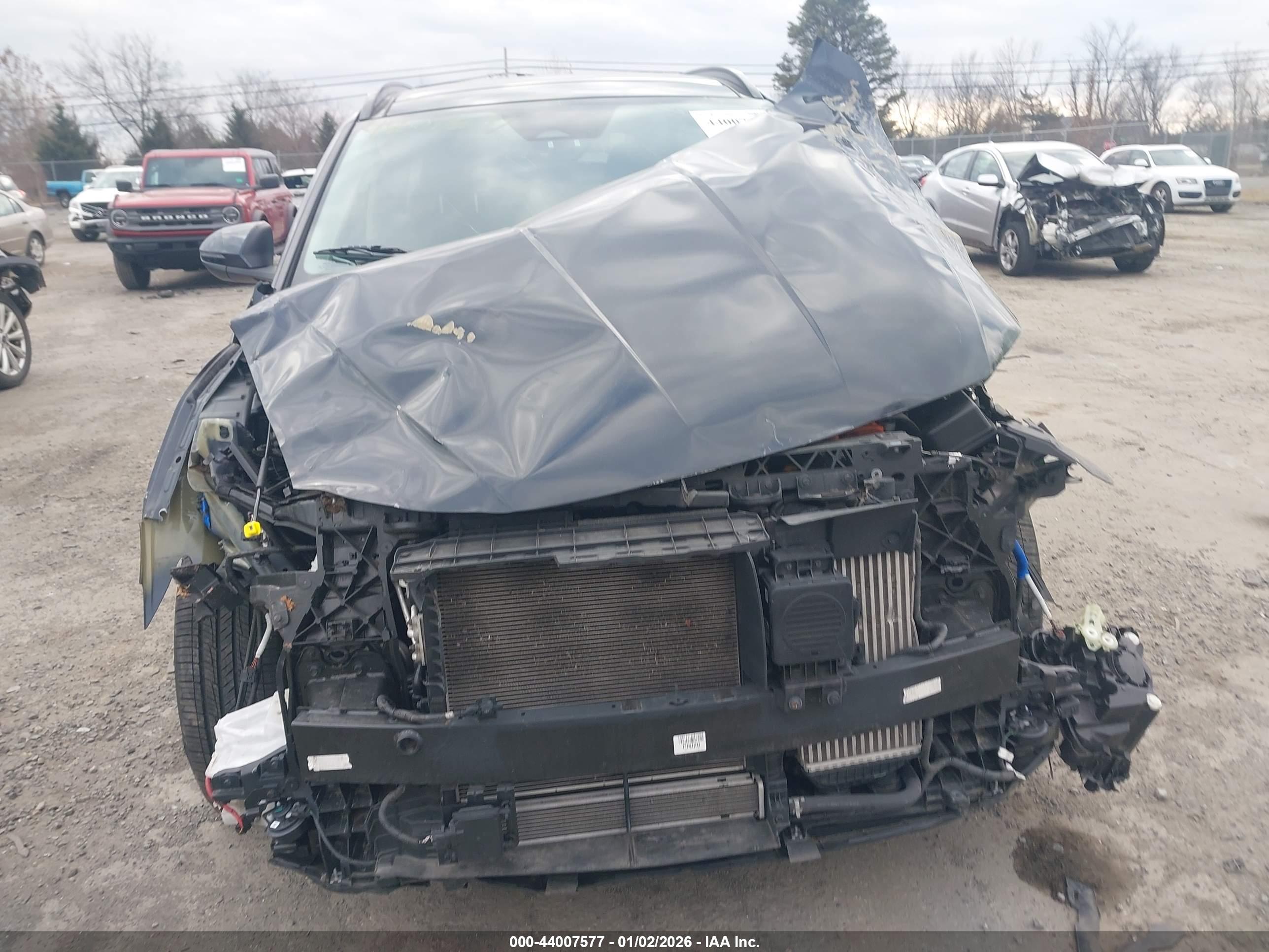 HYUNDAI TUCSON image 6