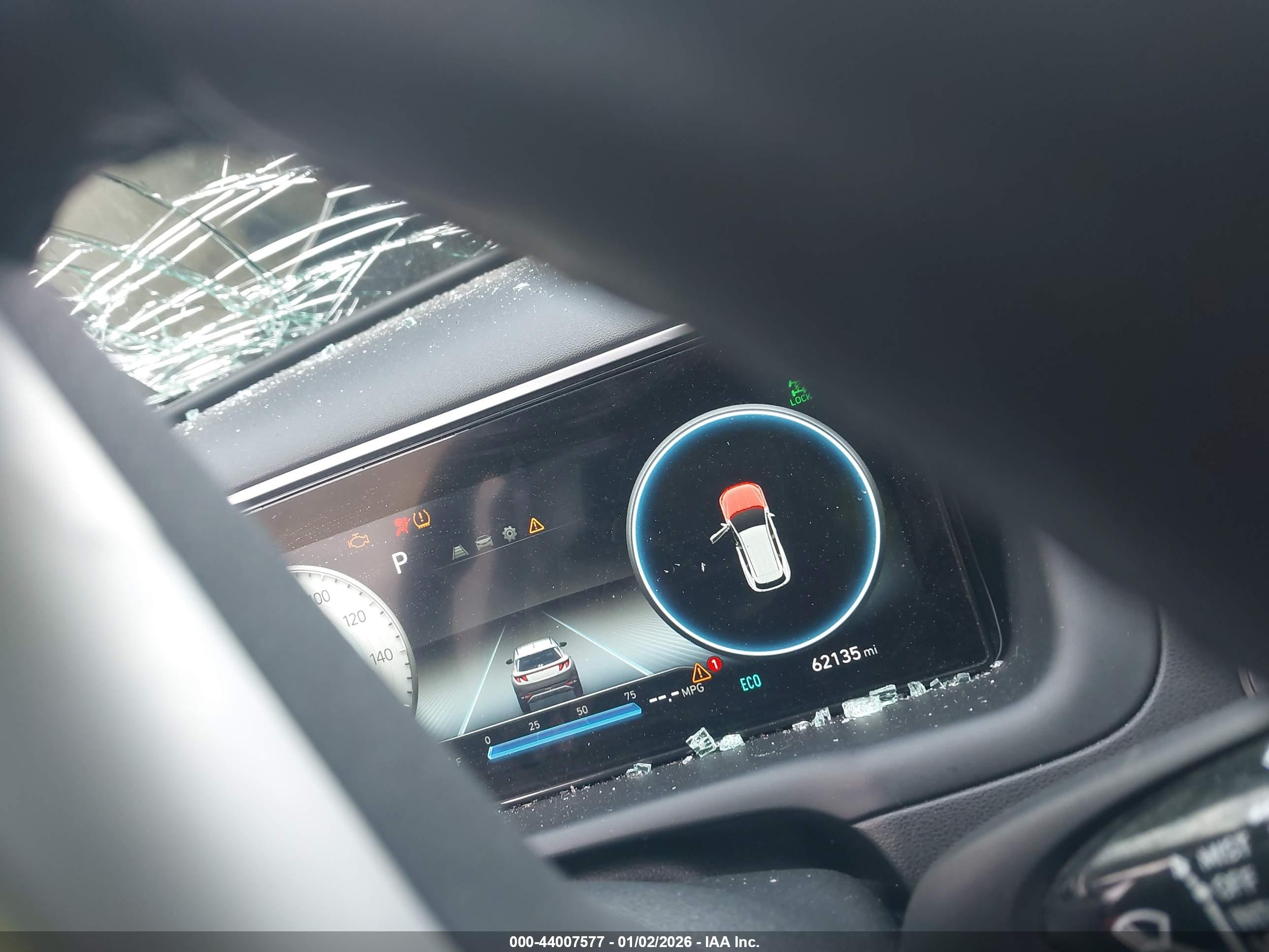 HYUNDAI TUCSON image 7