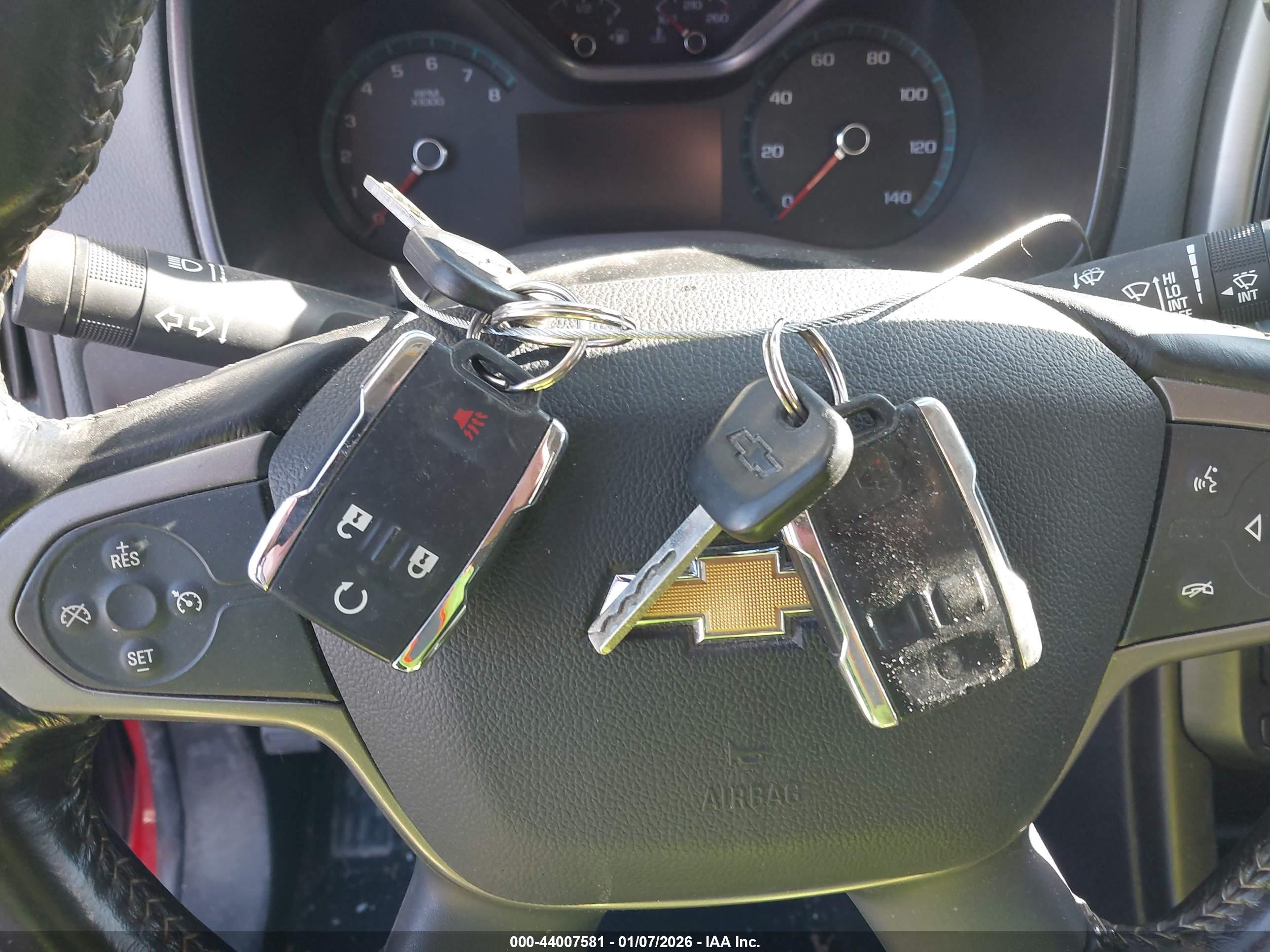 CHEVROLET COLORADO image 11