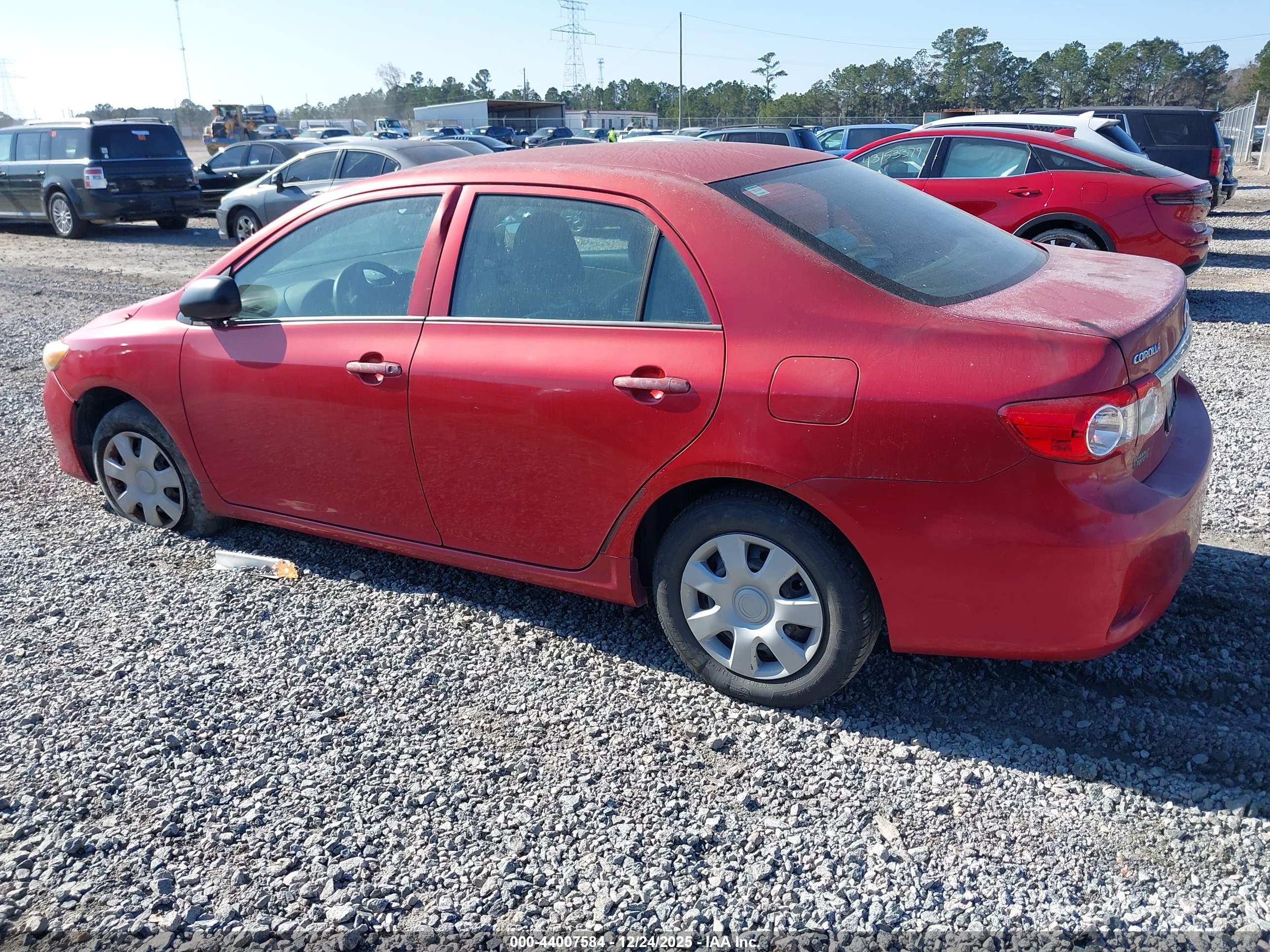 TOYOTA COROLLA image 3