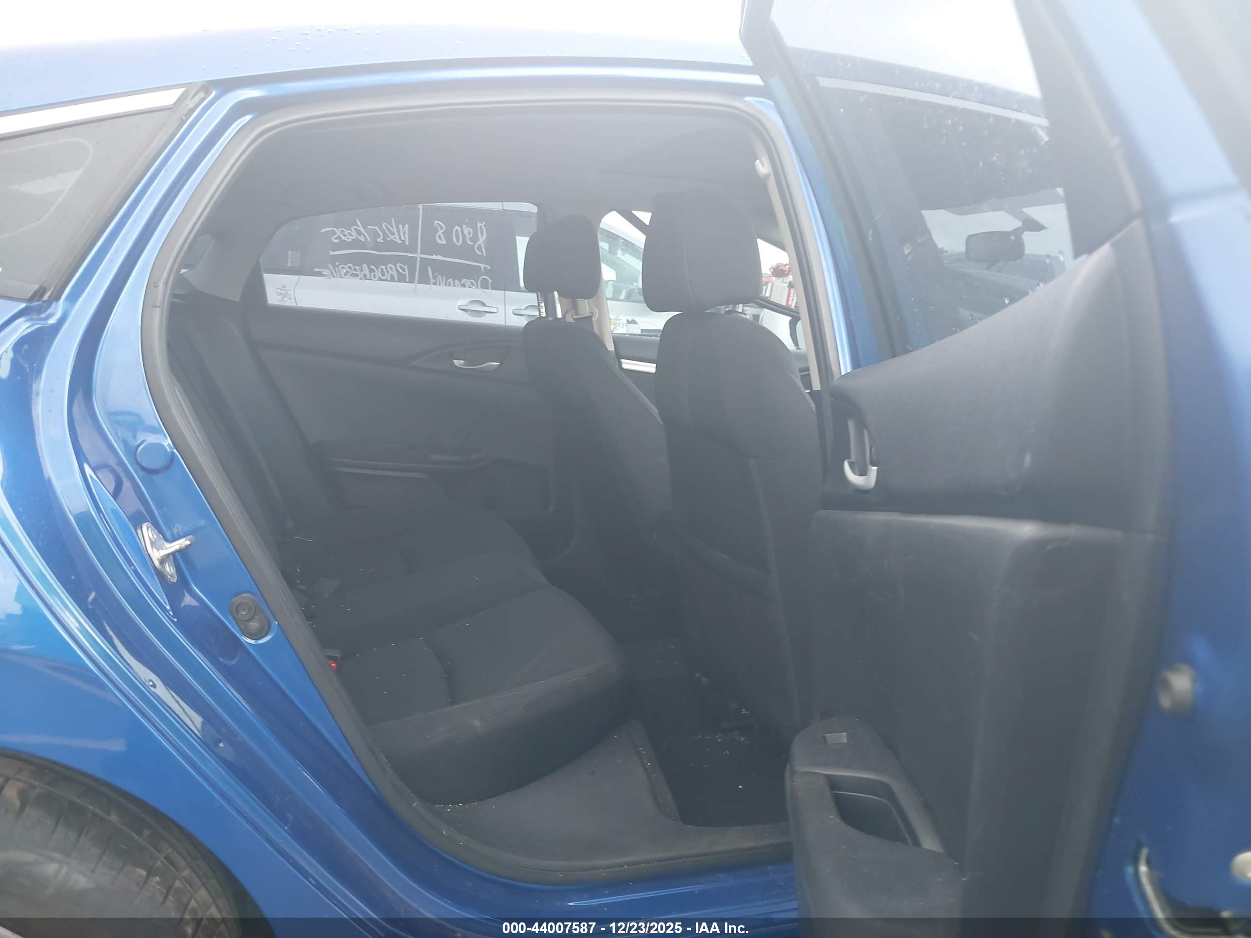 HONDA CIVIC image 8