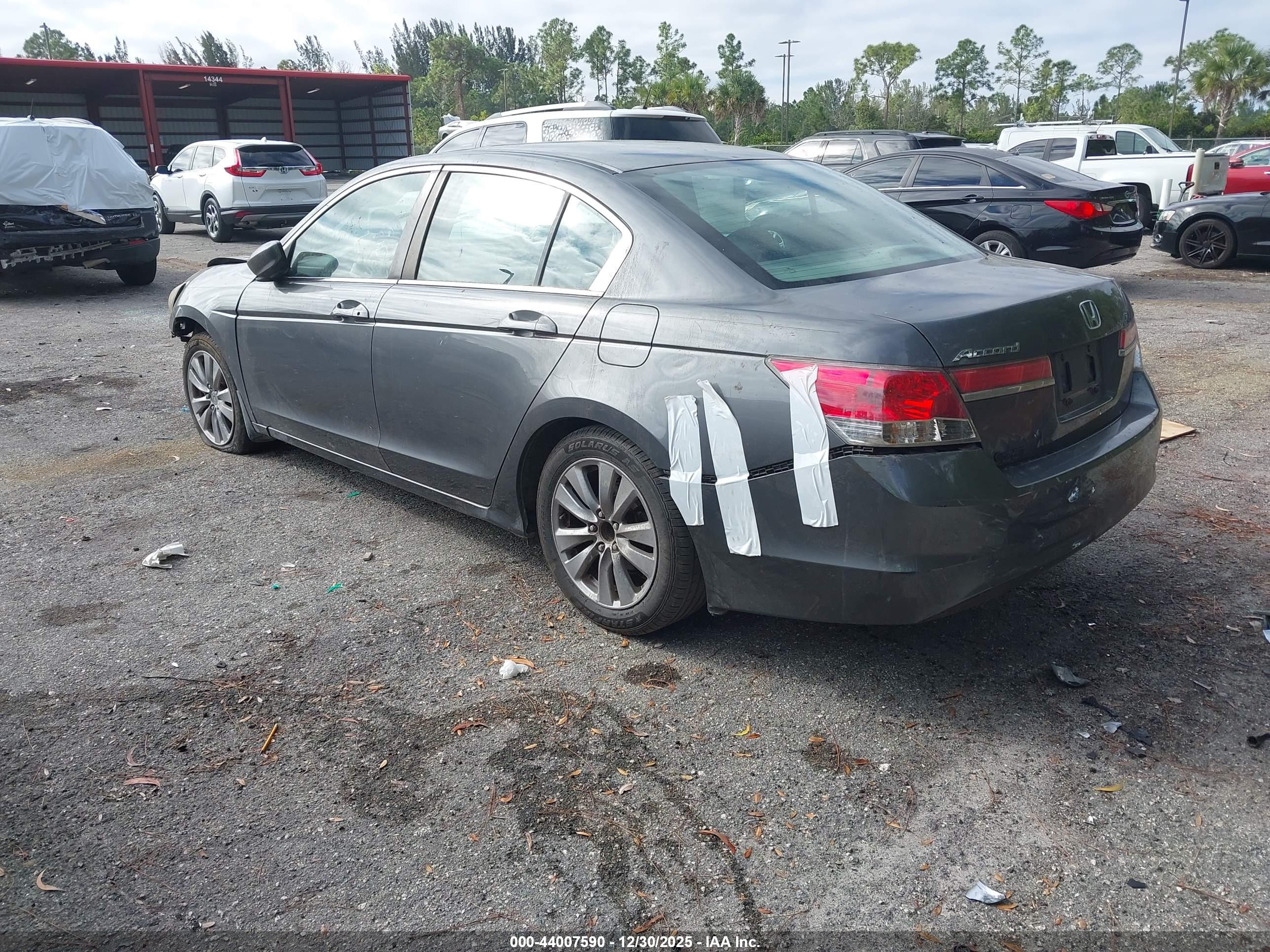 HONDA ACCORD image 3