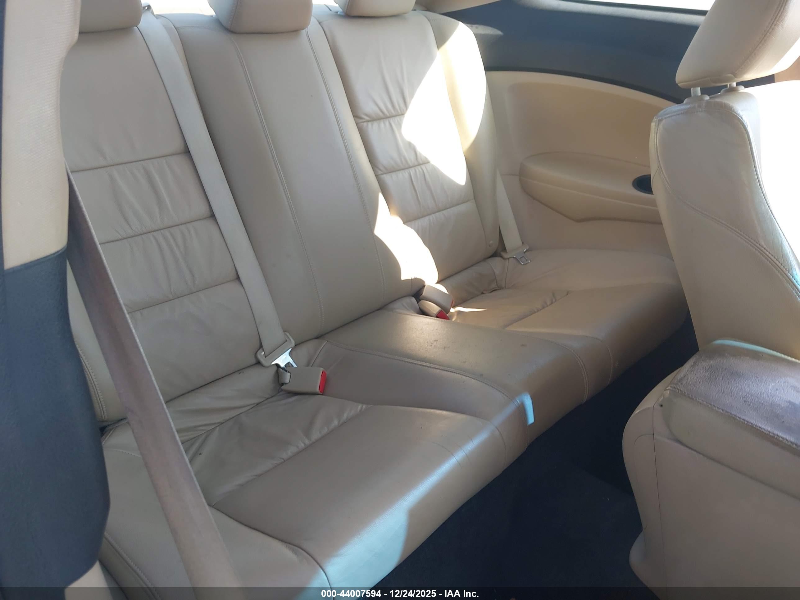 HONDA ACCORD image 8