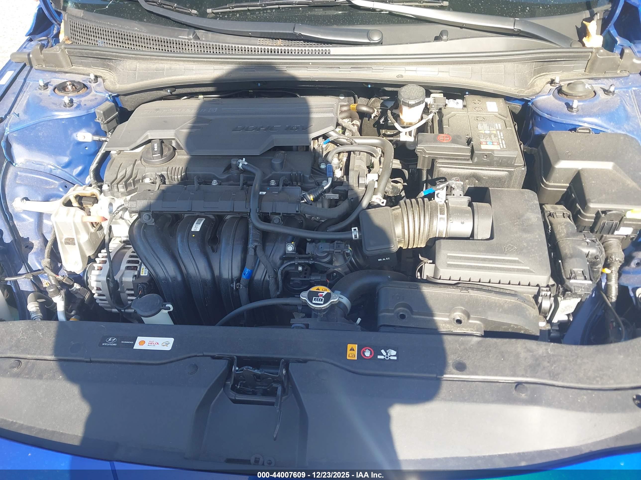 HYUNDAI ELANTRA image 10