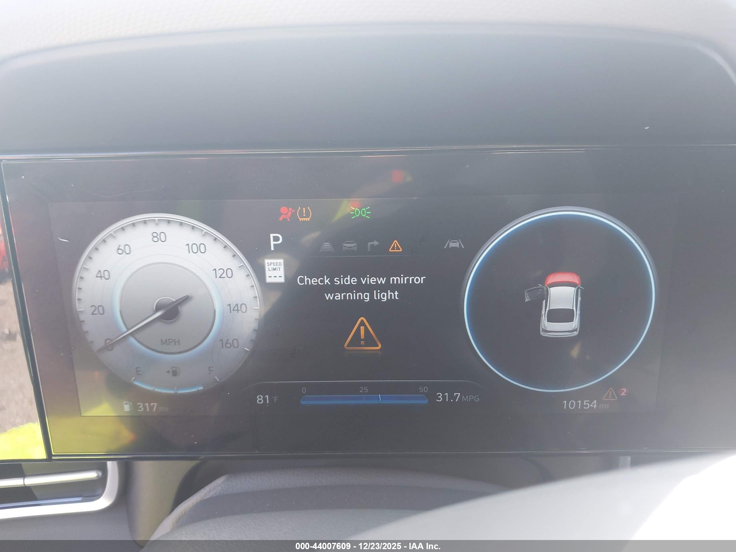 HYUNDAI ELANTRA image 7