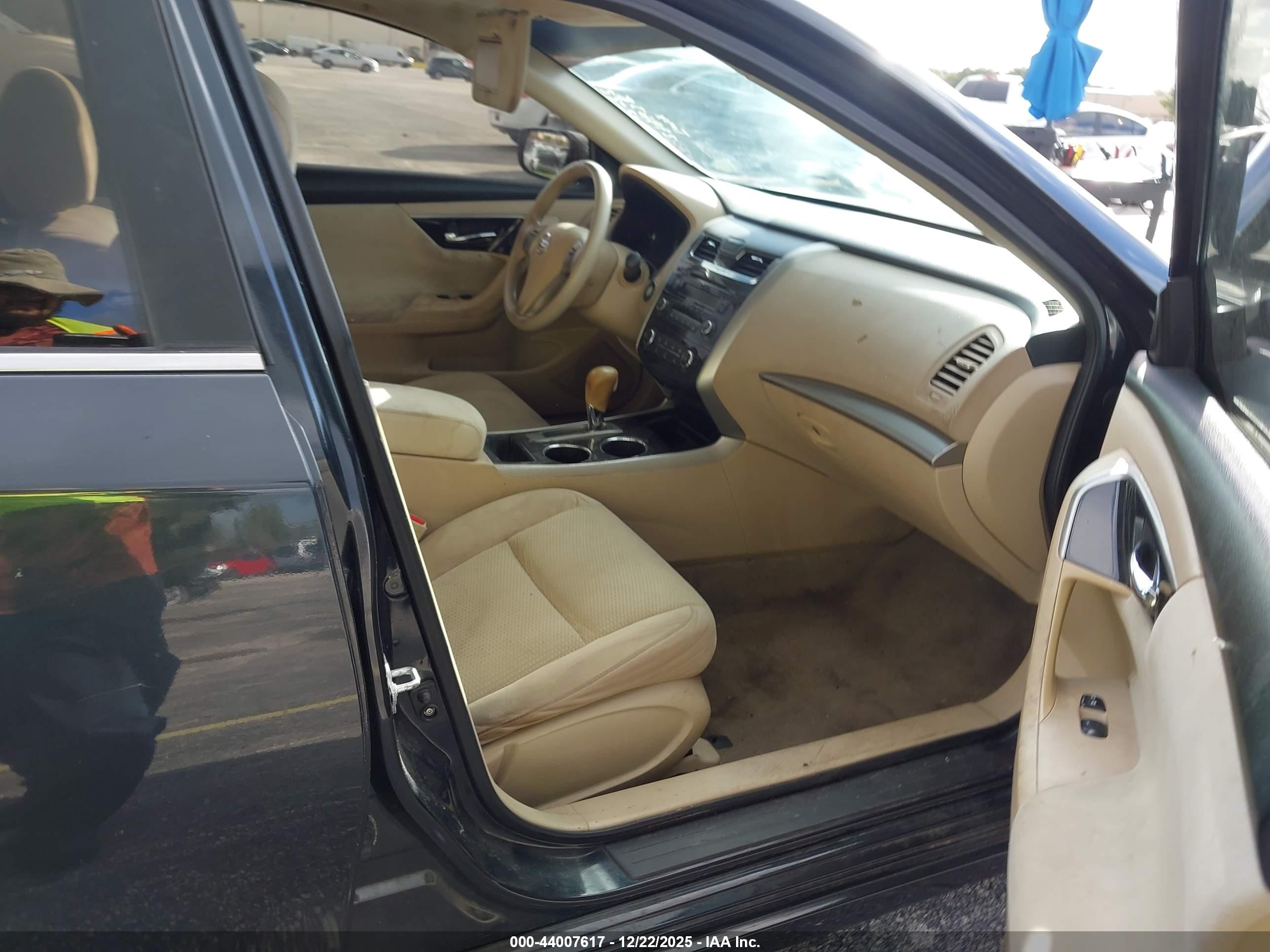 NISSAN ALTIMA image 5