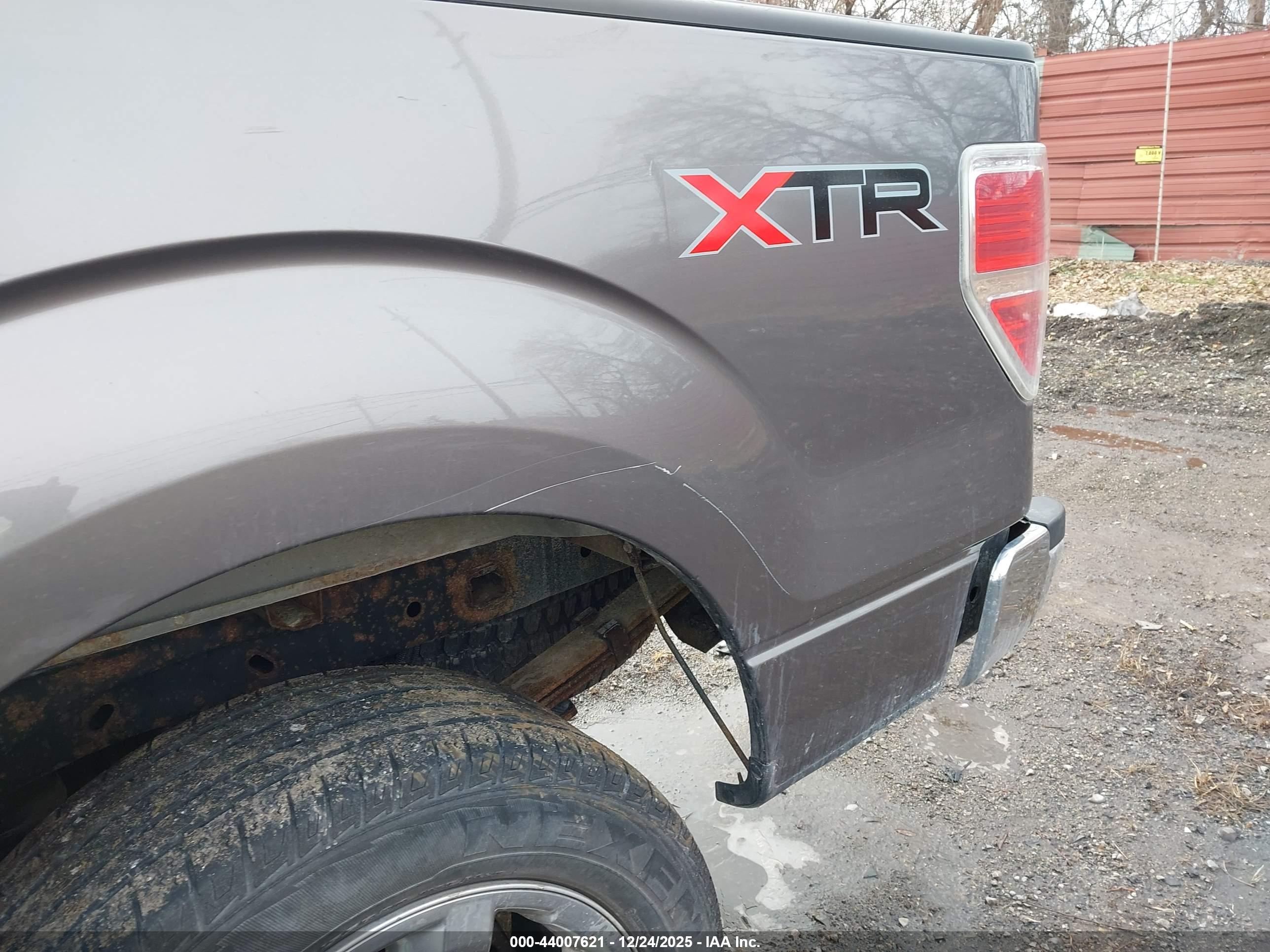 FORD F-150 image 6