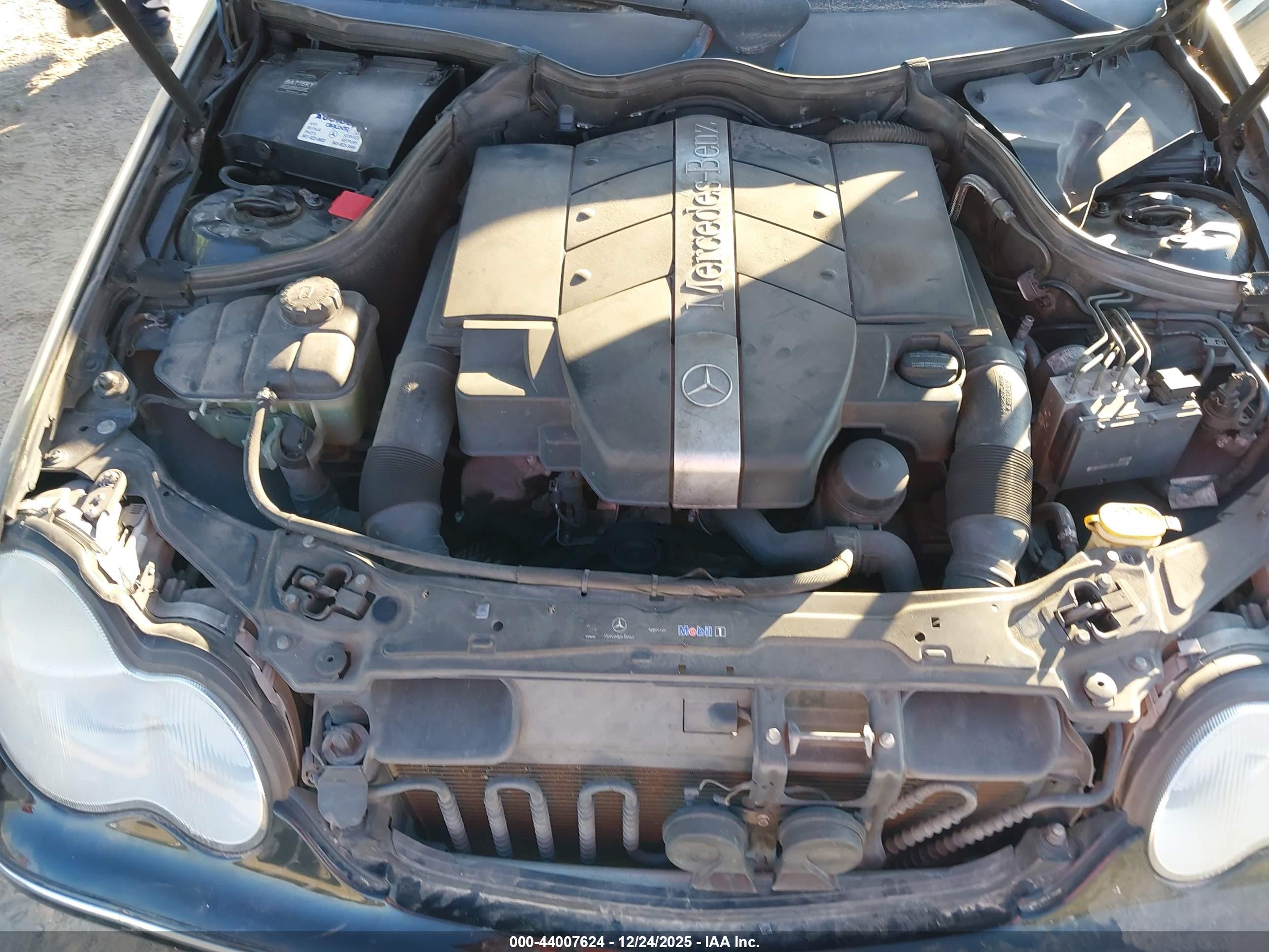 MERCEDES-BENZ C image 10