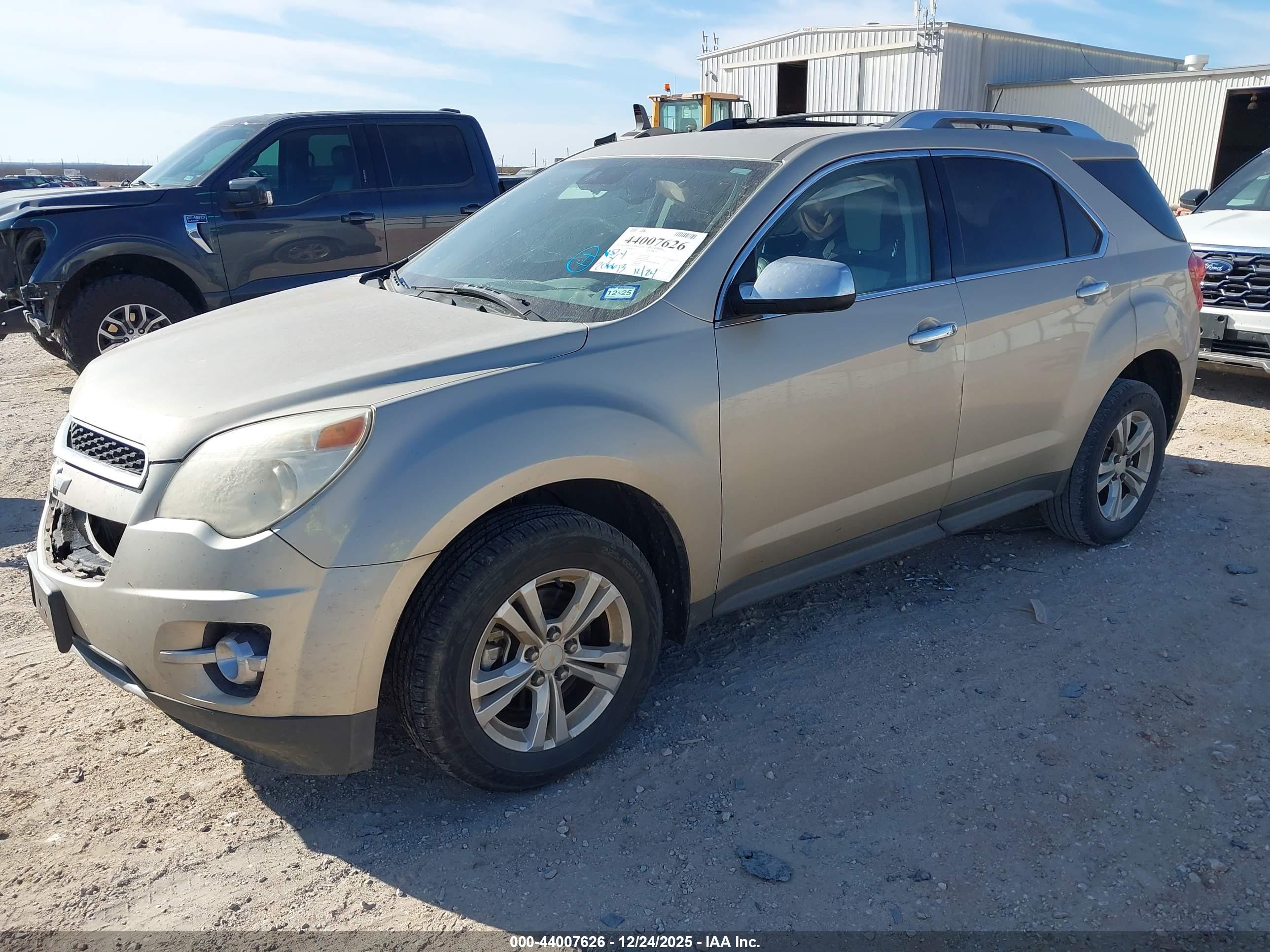 CHEVROLET EQUINOX image 2