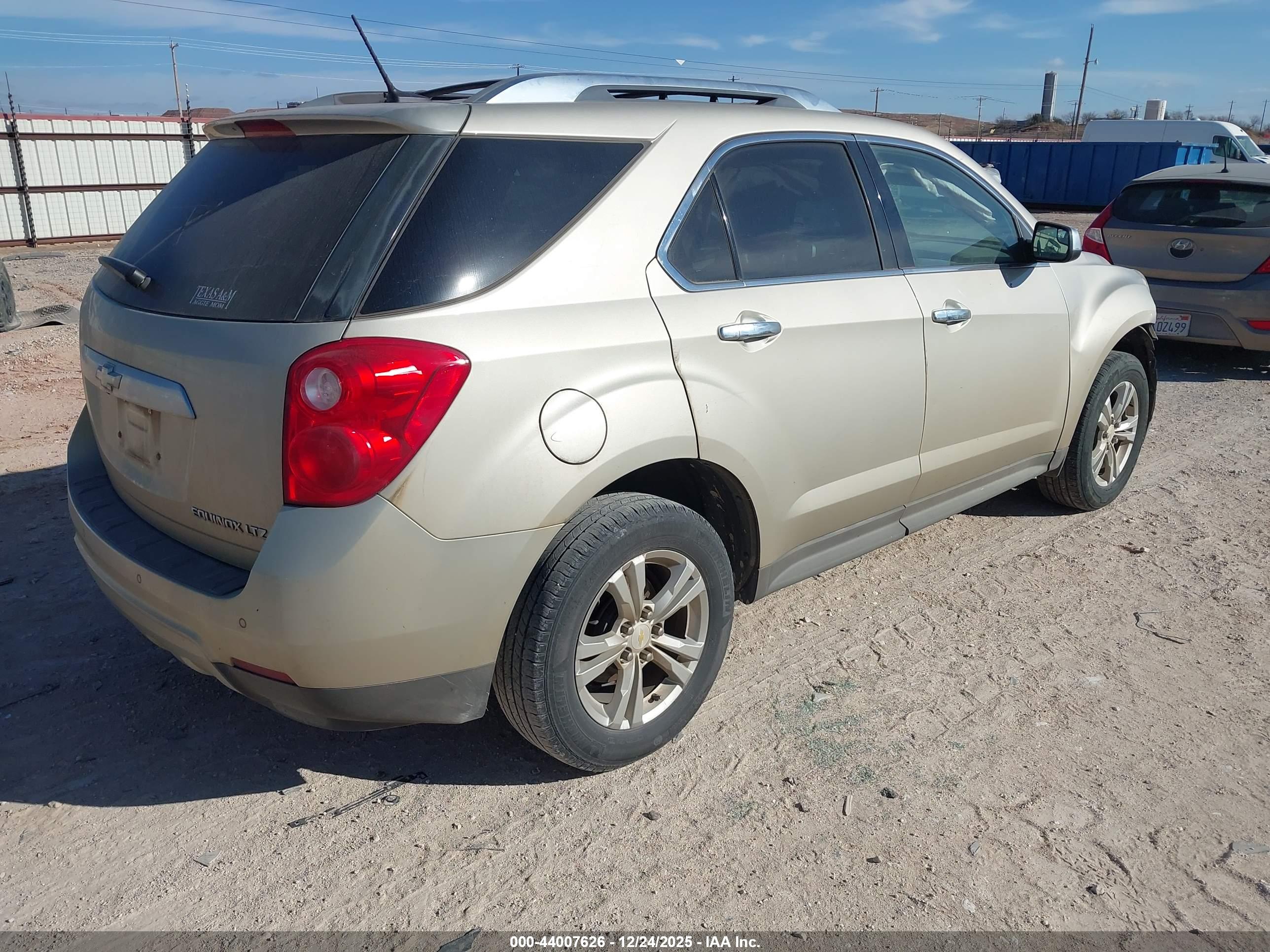 CHEVROLET EQUINOX image 4