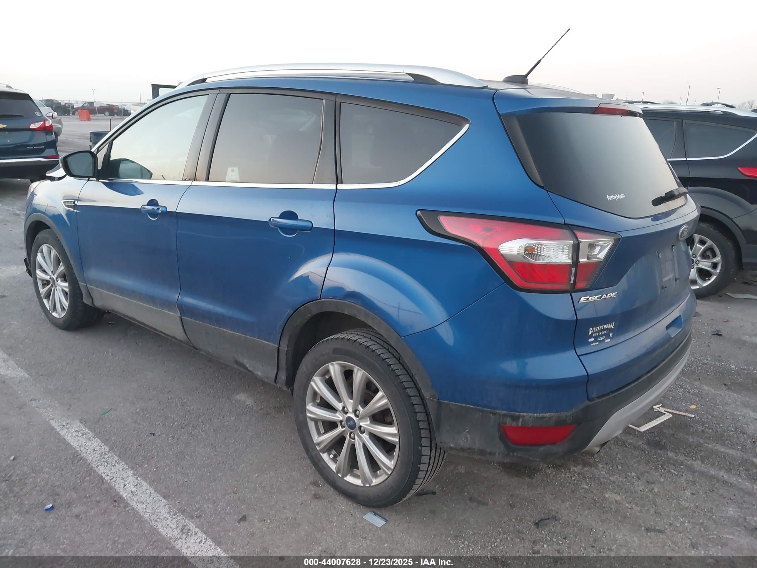 FORD ESCAPE image 3