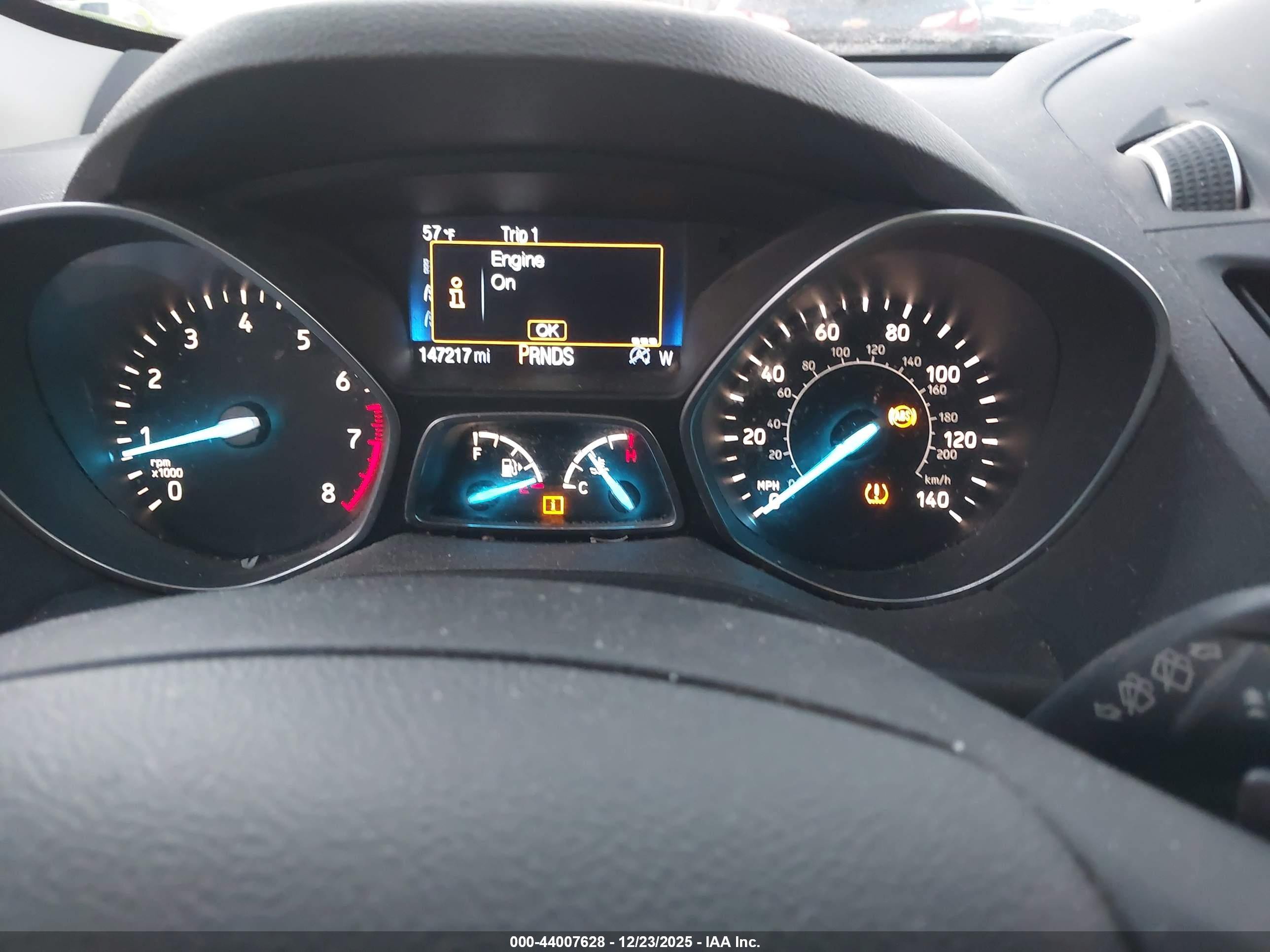 FORD ESCAPE image 7
