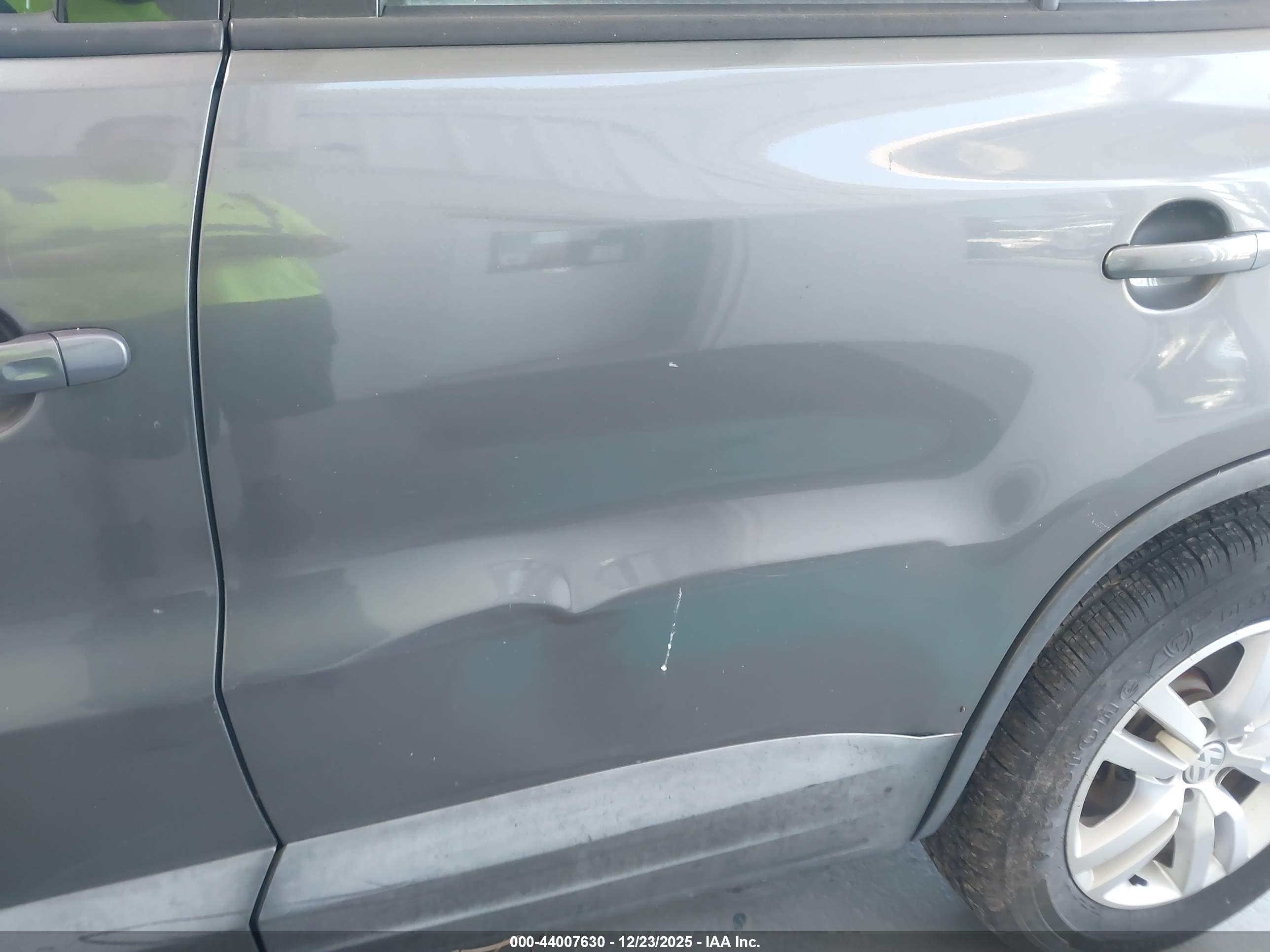 VOLKSWAGEN TIGUAN image 6
