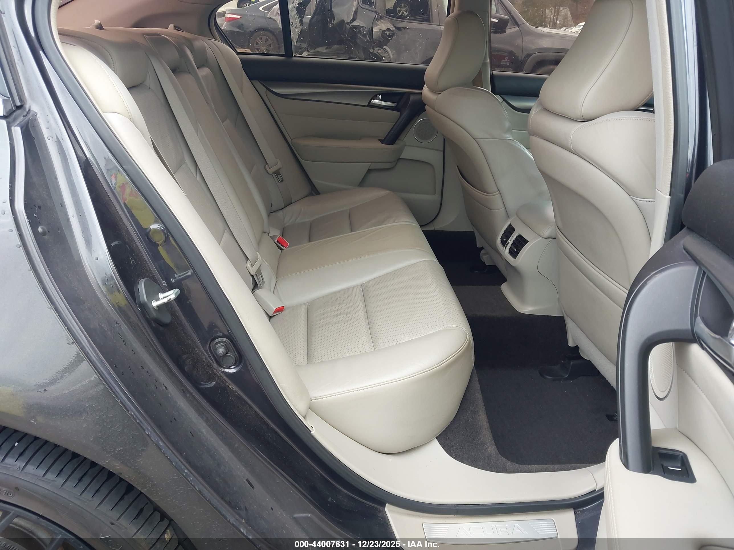 ACURA TL image 8