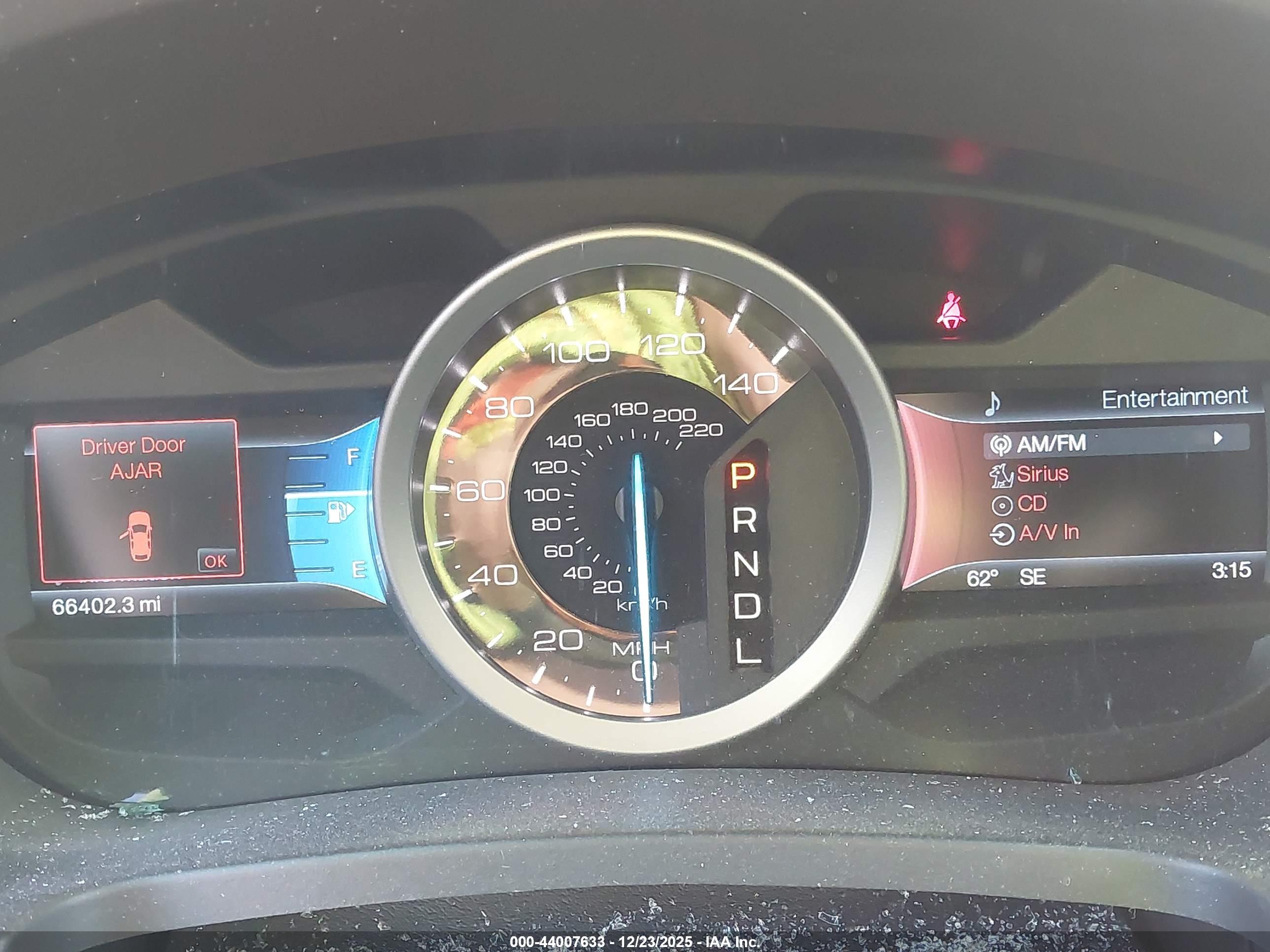 FORD EXPLORER image 7