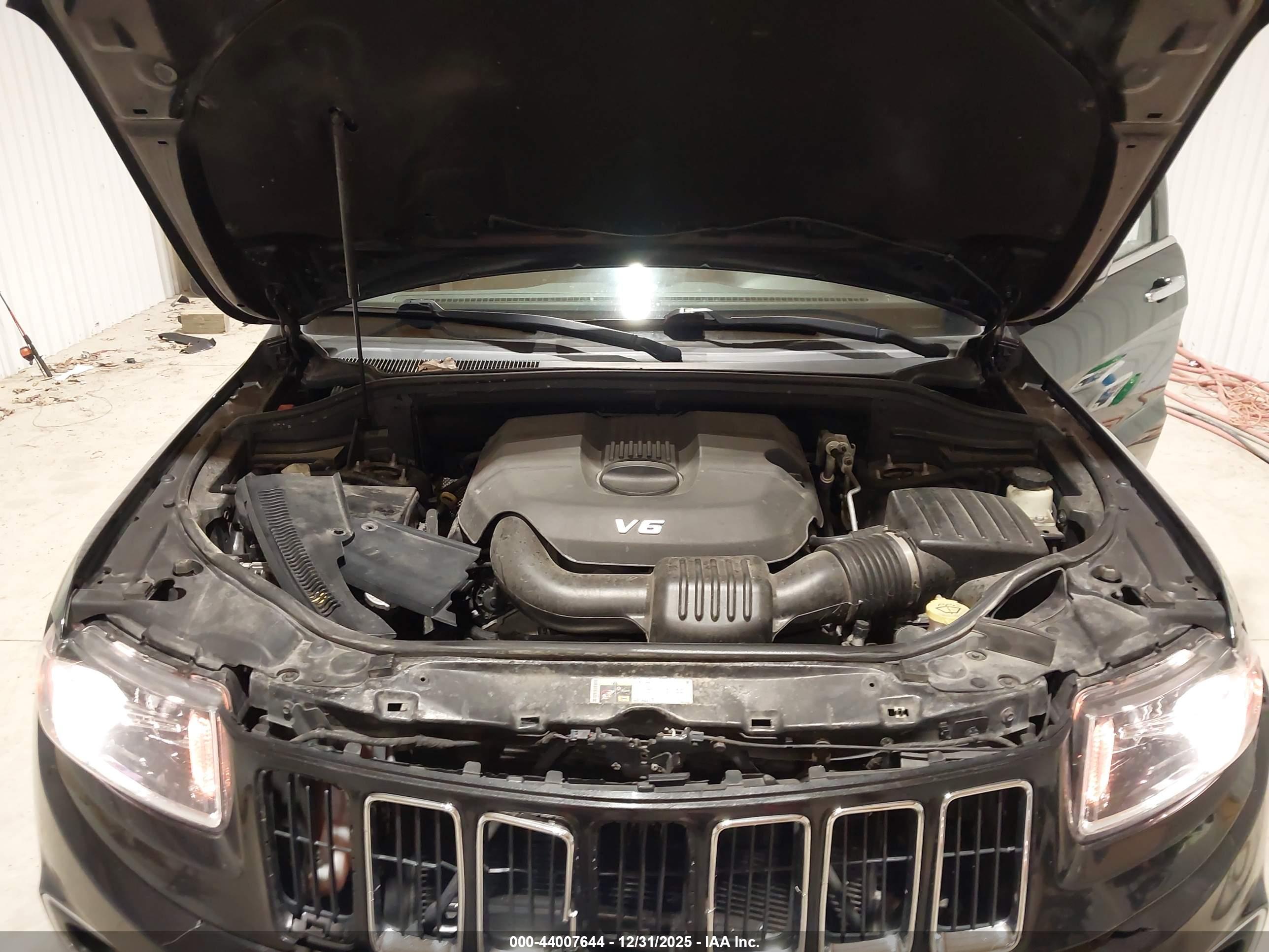 JEEP GRAND image 10