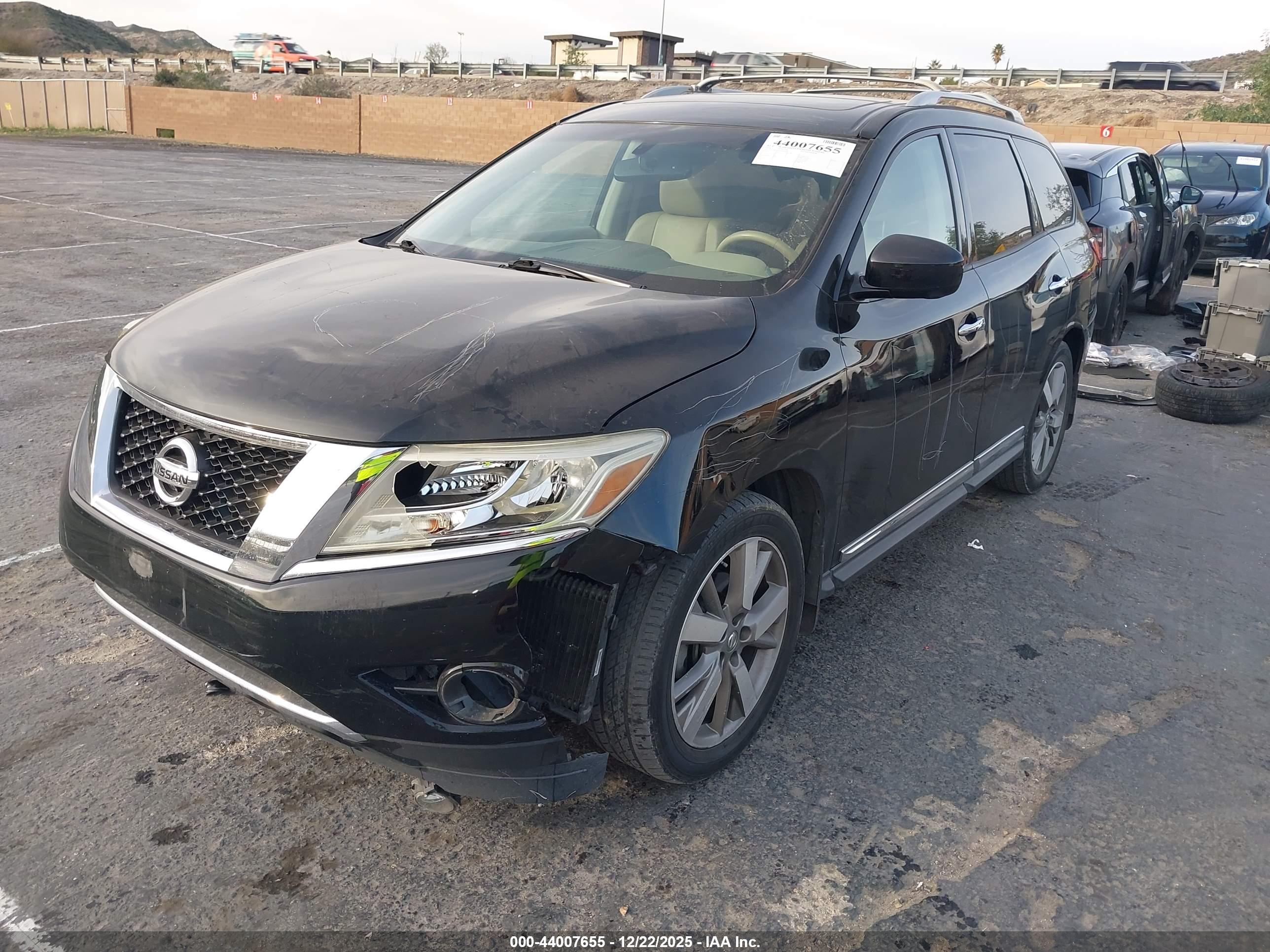 NISSAN PATHFINDER image 2