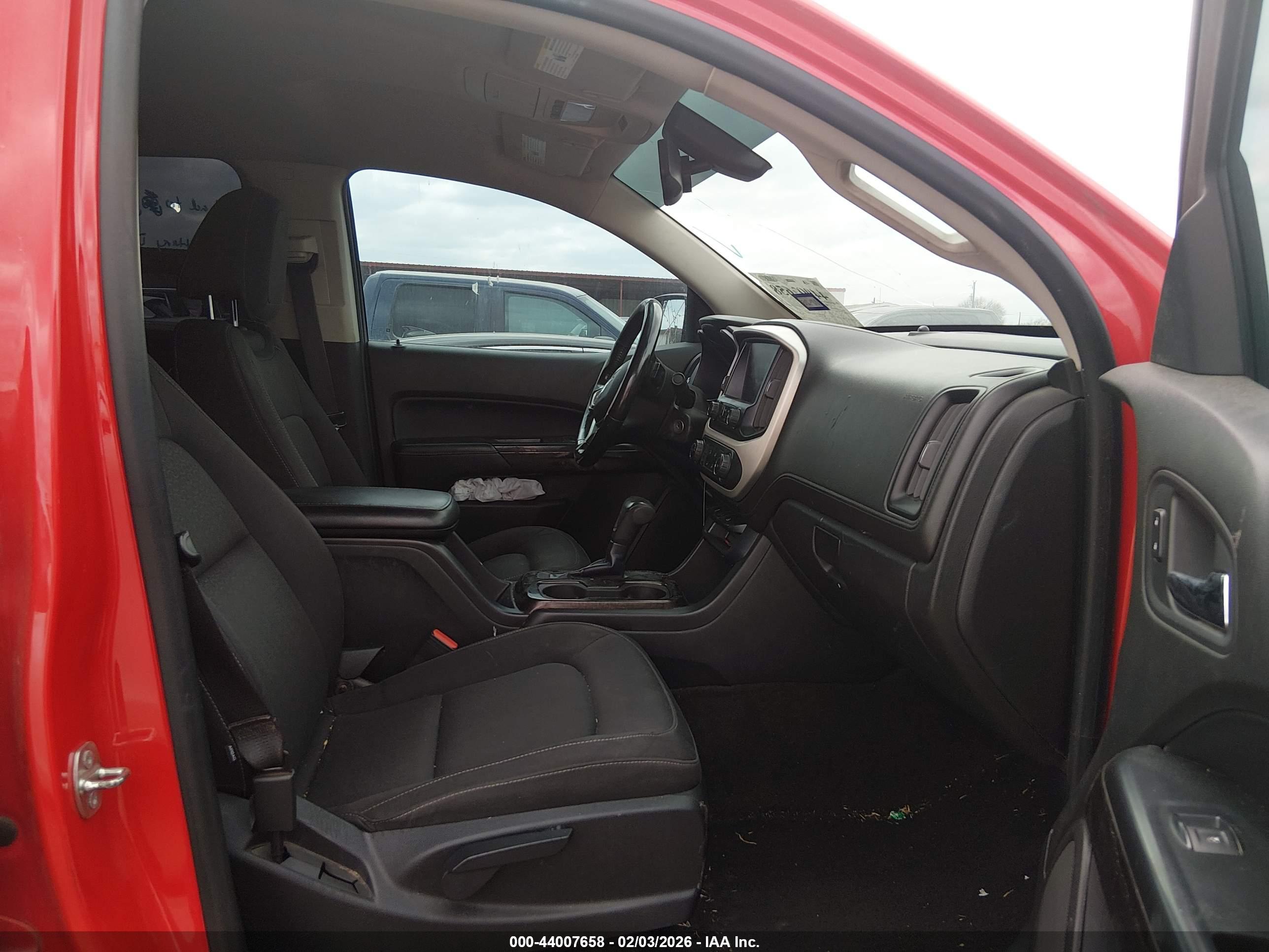 GMC CANYON image 5