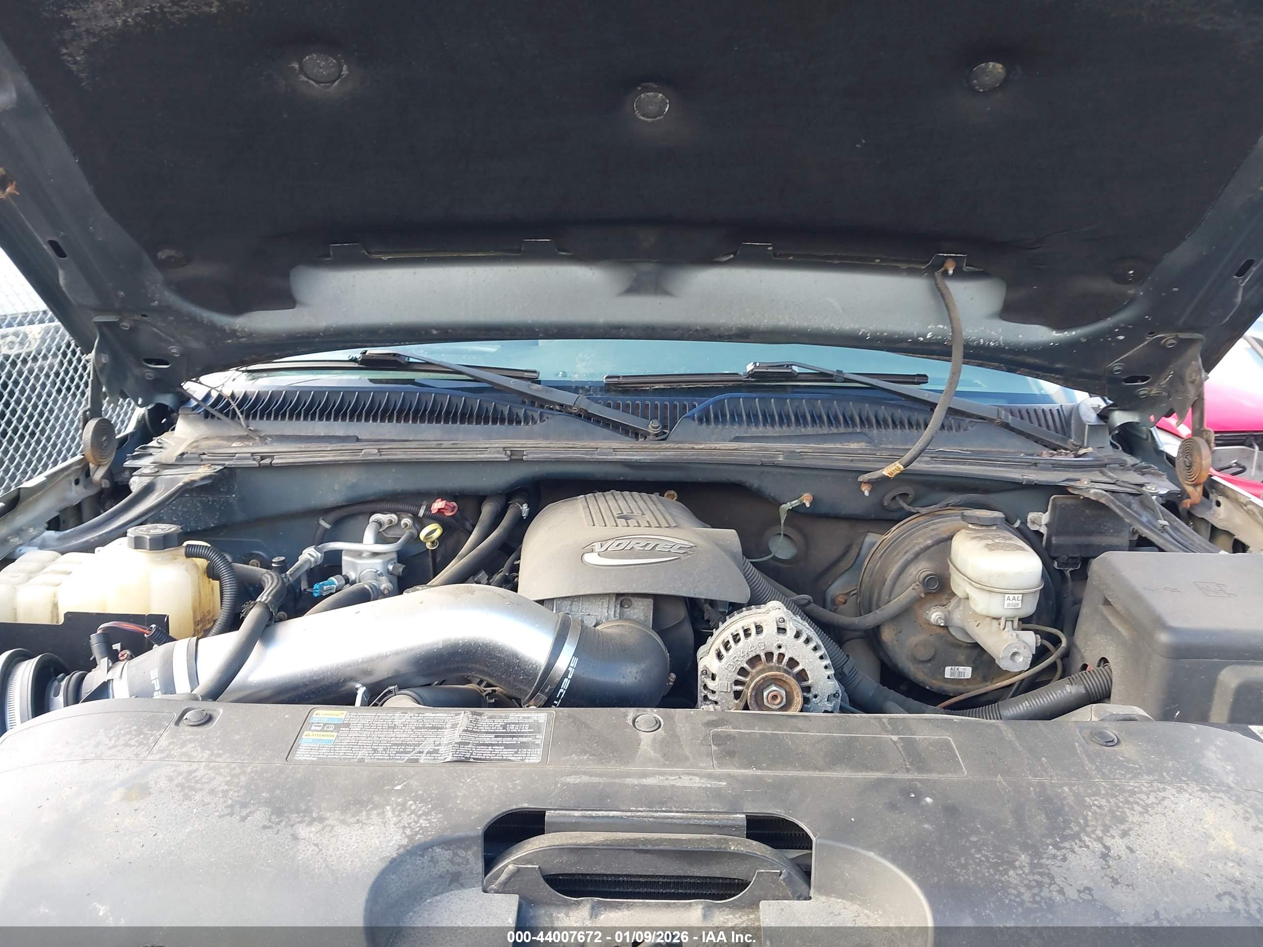CHEVROLET SILVERADO image 10