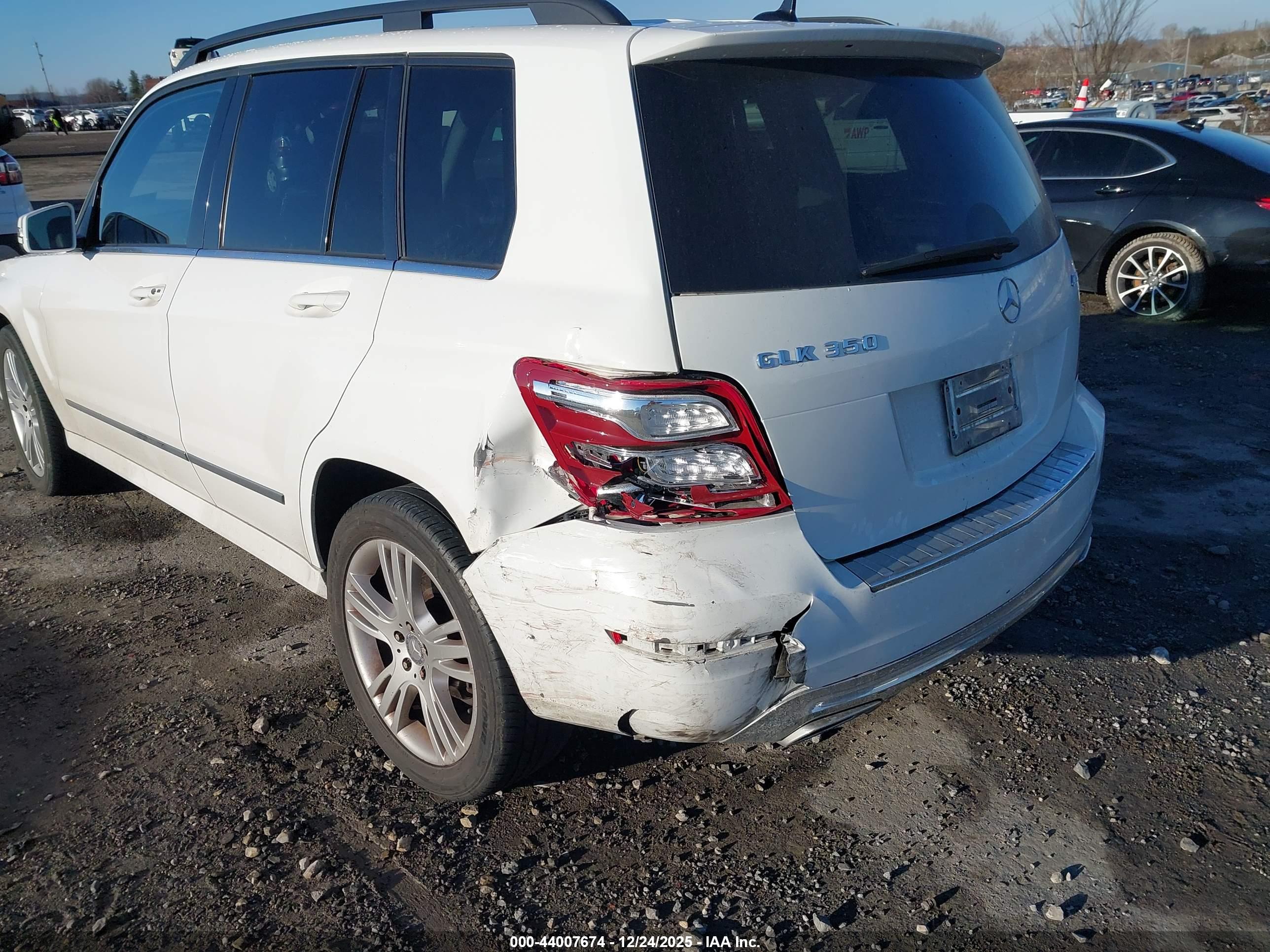 MERCEDES-BENZ GLK image 6