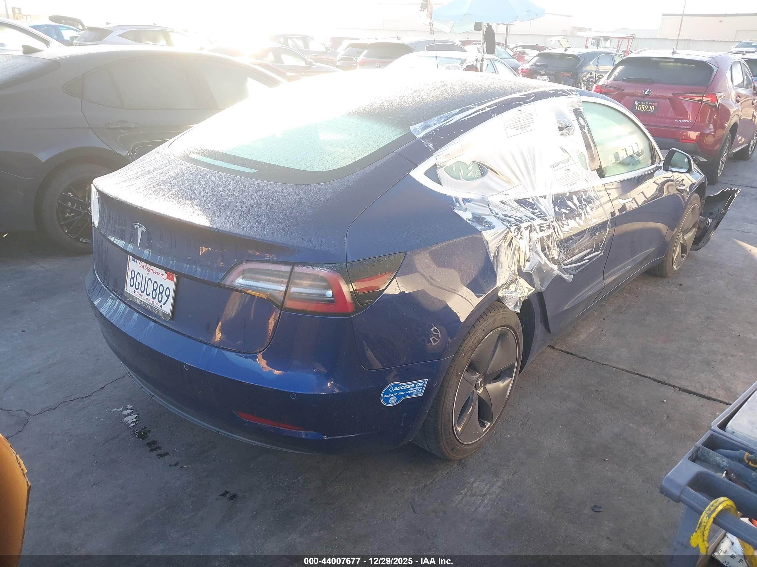 TESLA MODEL image 4